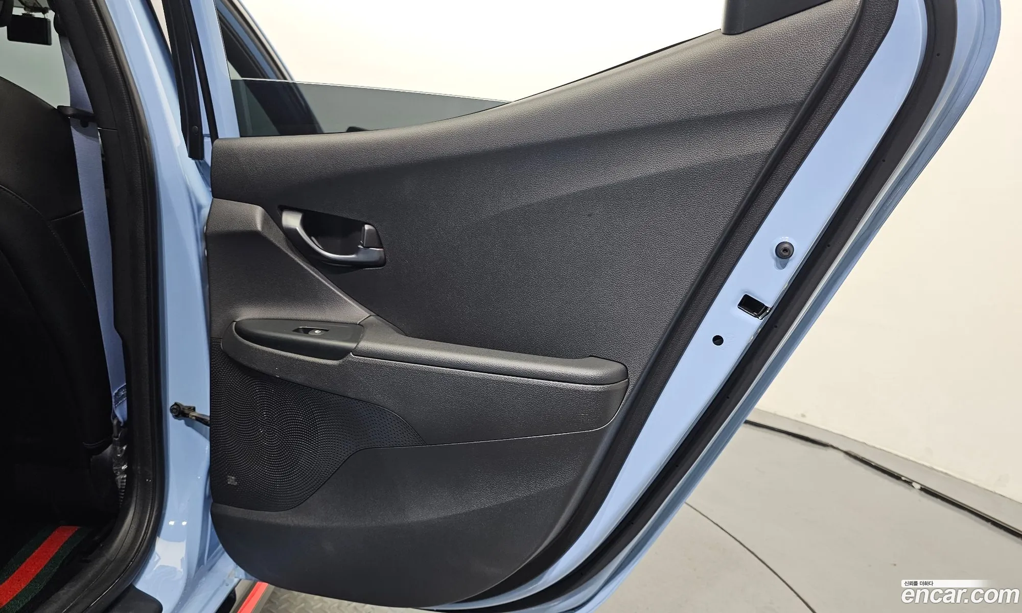 Hyundai Veloster 2019 — 24