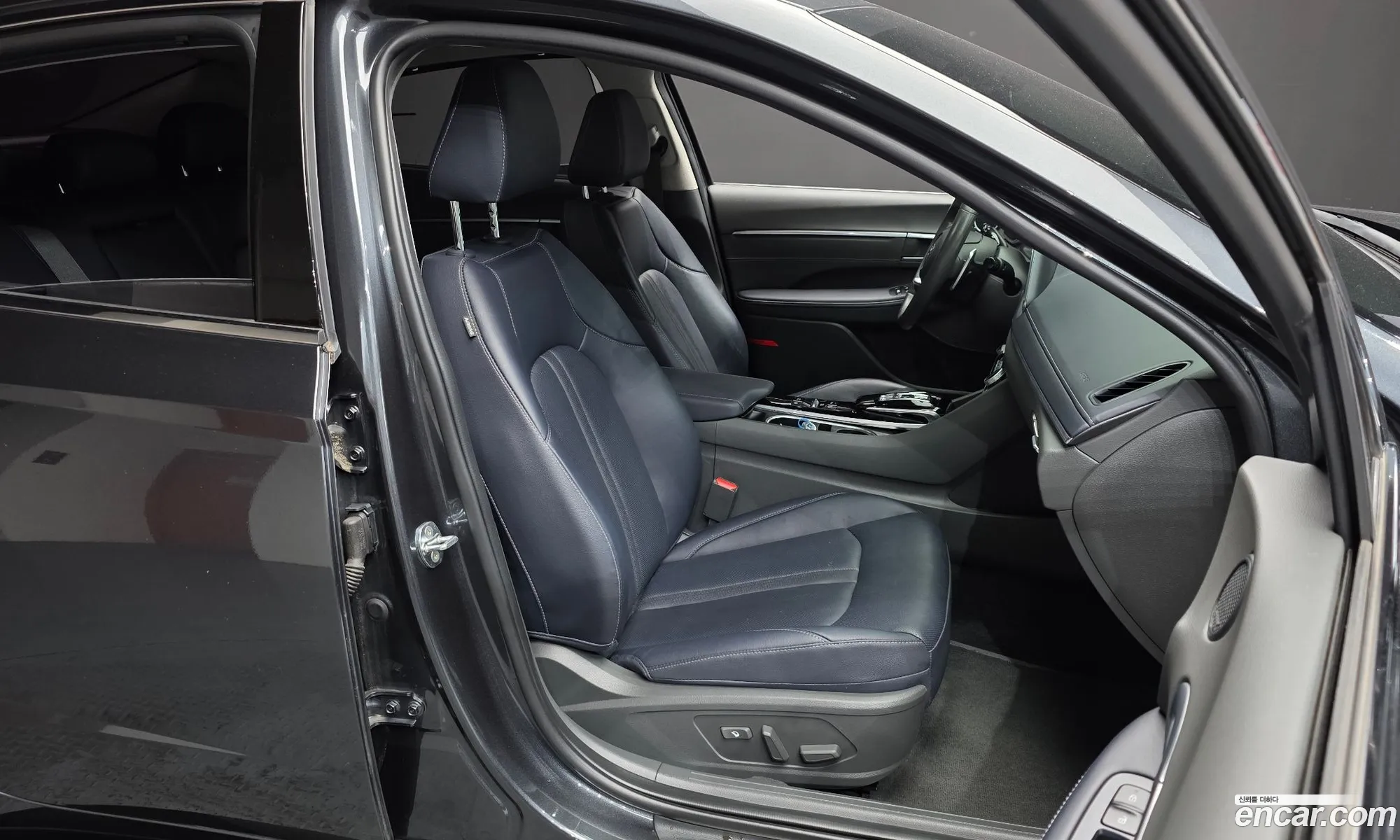 Hyundai Sonata 2022 — 16