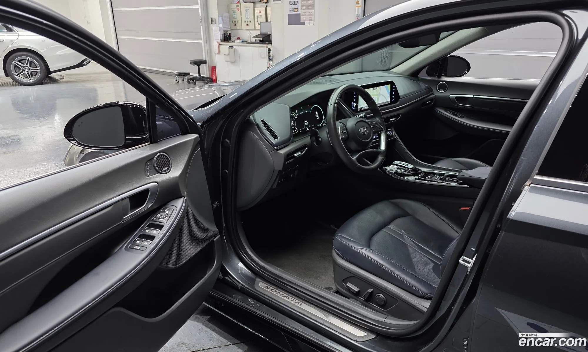 Hyundai Sonata 2022 — 35