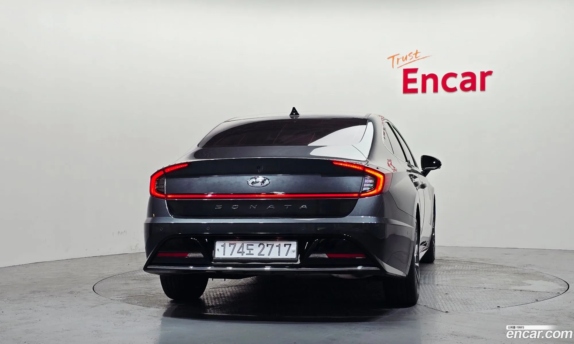 Hyundai Sonata 2022 — 17