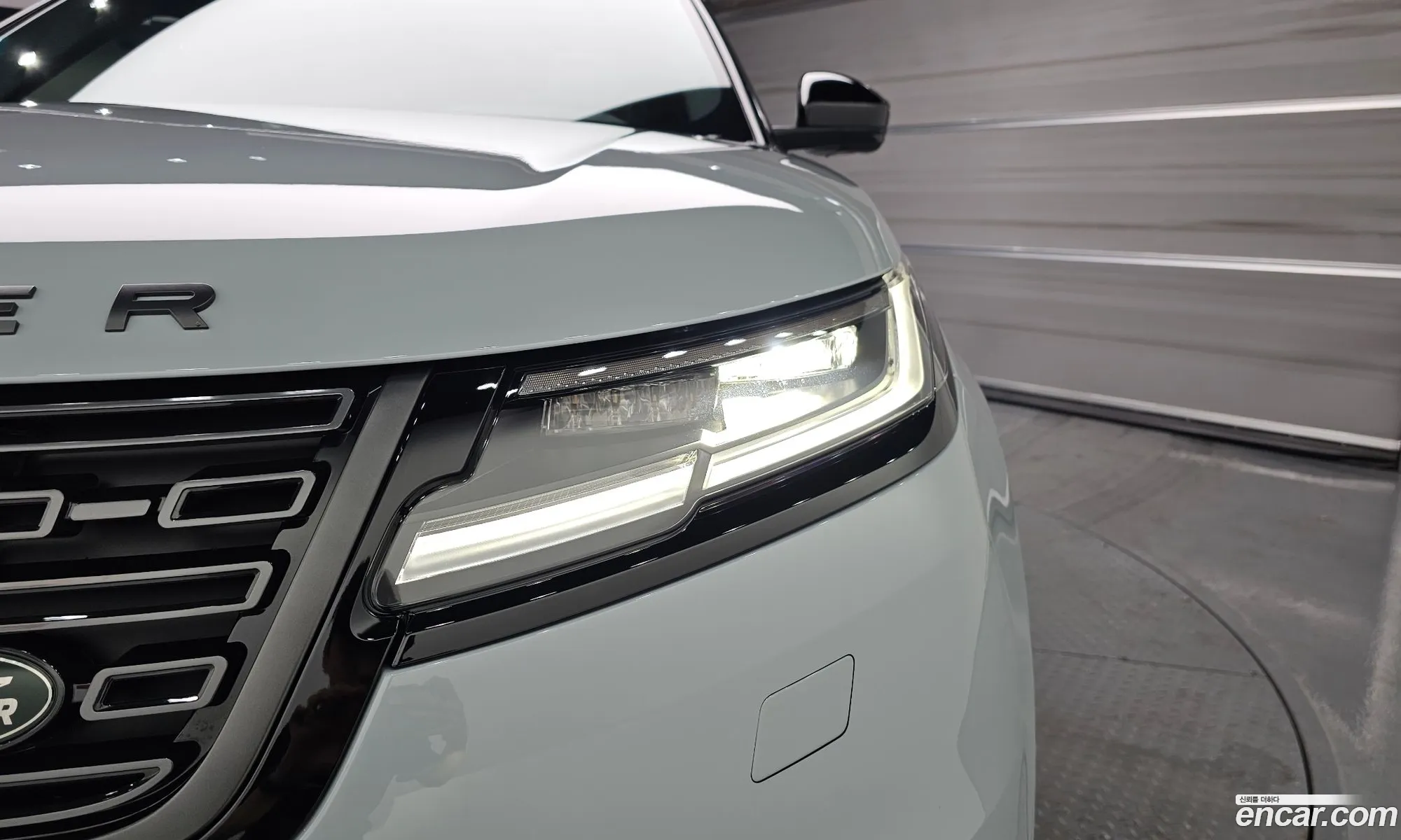 Land Rover Range Rover Velar 2026 SALYA2BX0TA830149 — 9