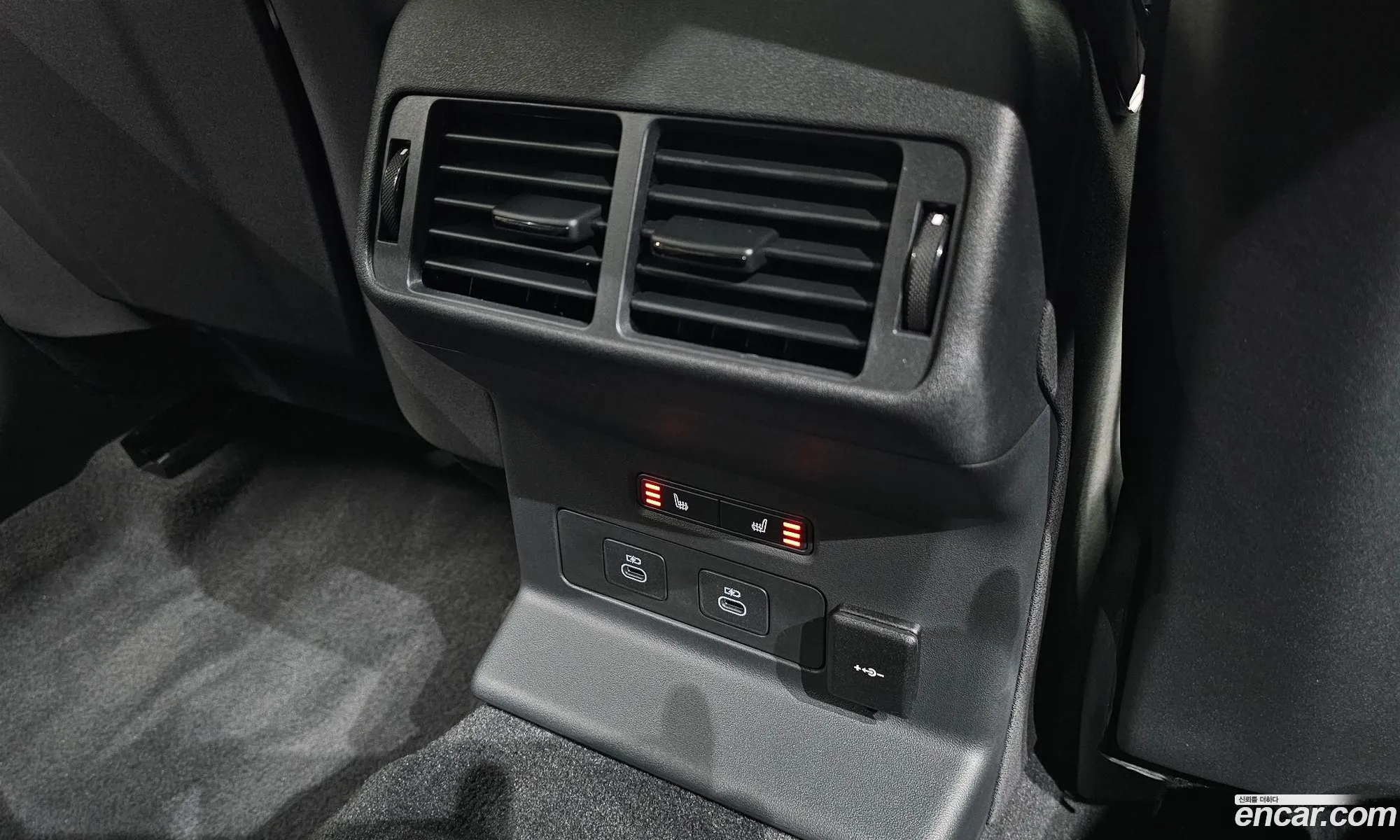 Land Rover Range Rover Velar 2026 SALYA2BX0TA830149 — 19