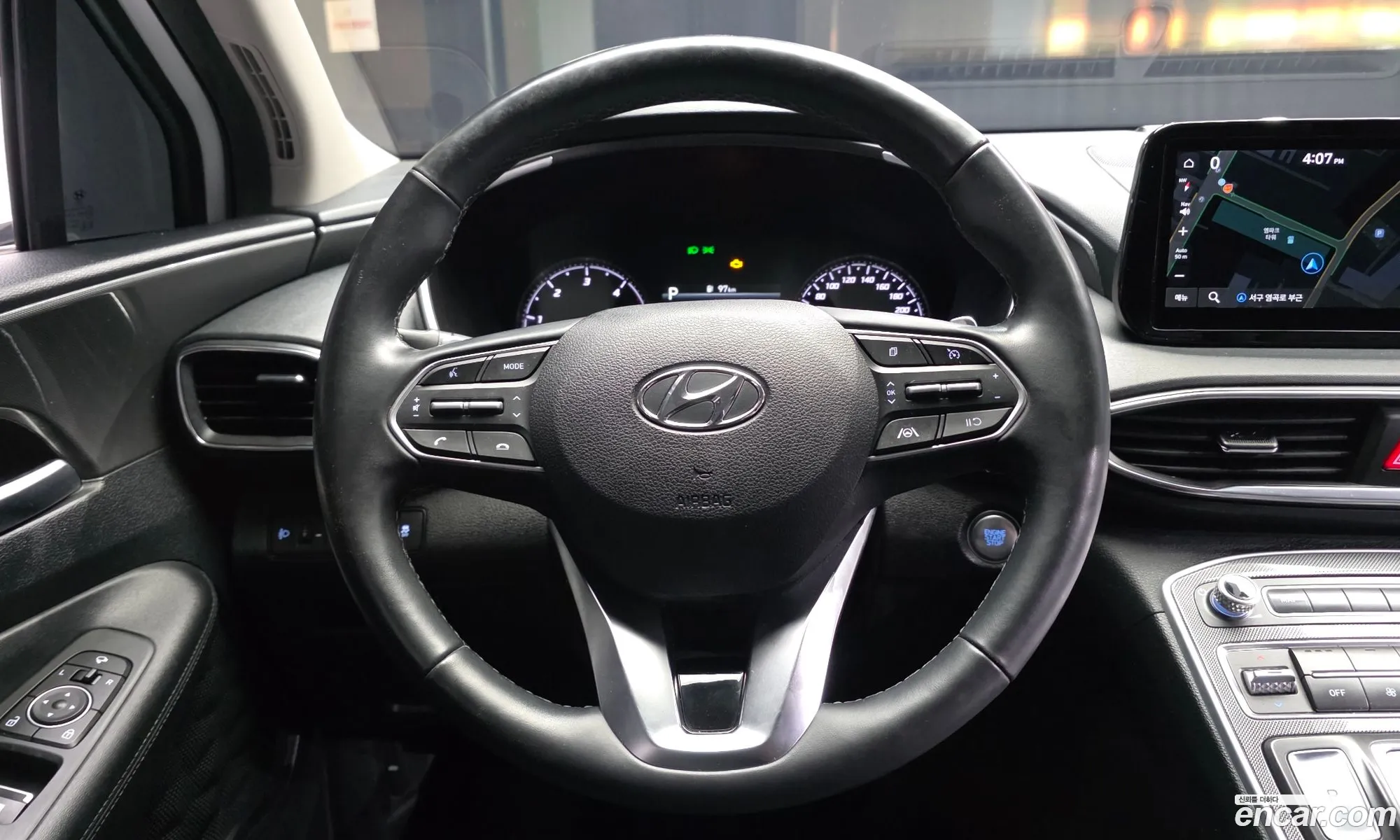 Hyundai Santa Fe 2021 — 30