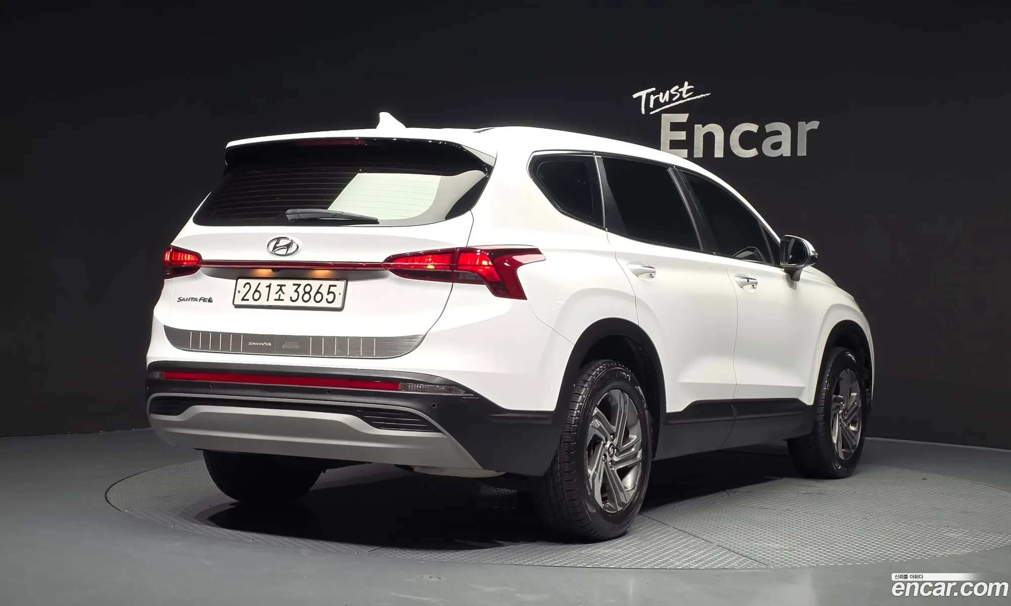 Hyundai Santa Fe 2021 — 24