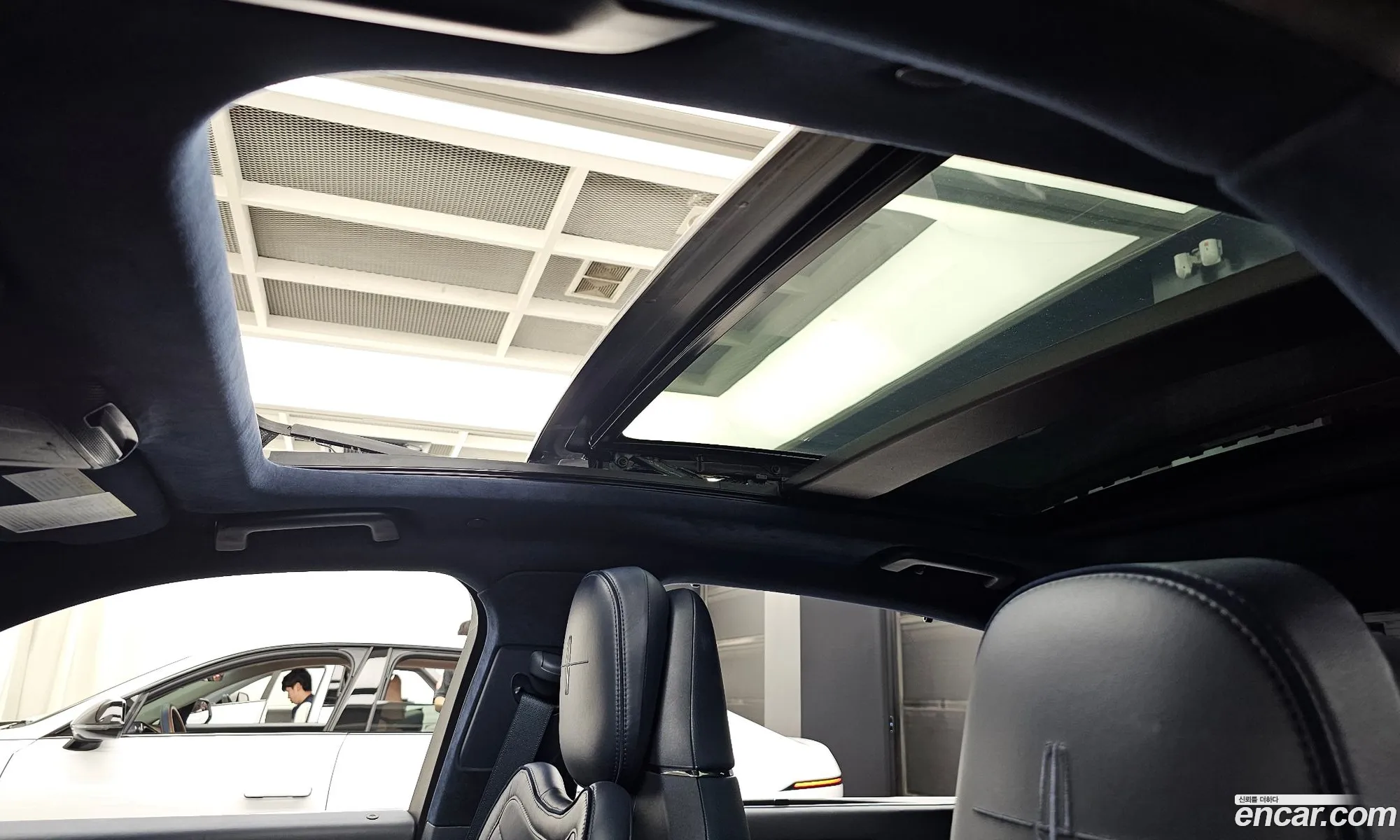 Lincoln Continental 10th Gen 2019 — 15