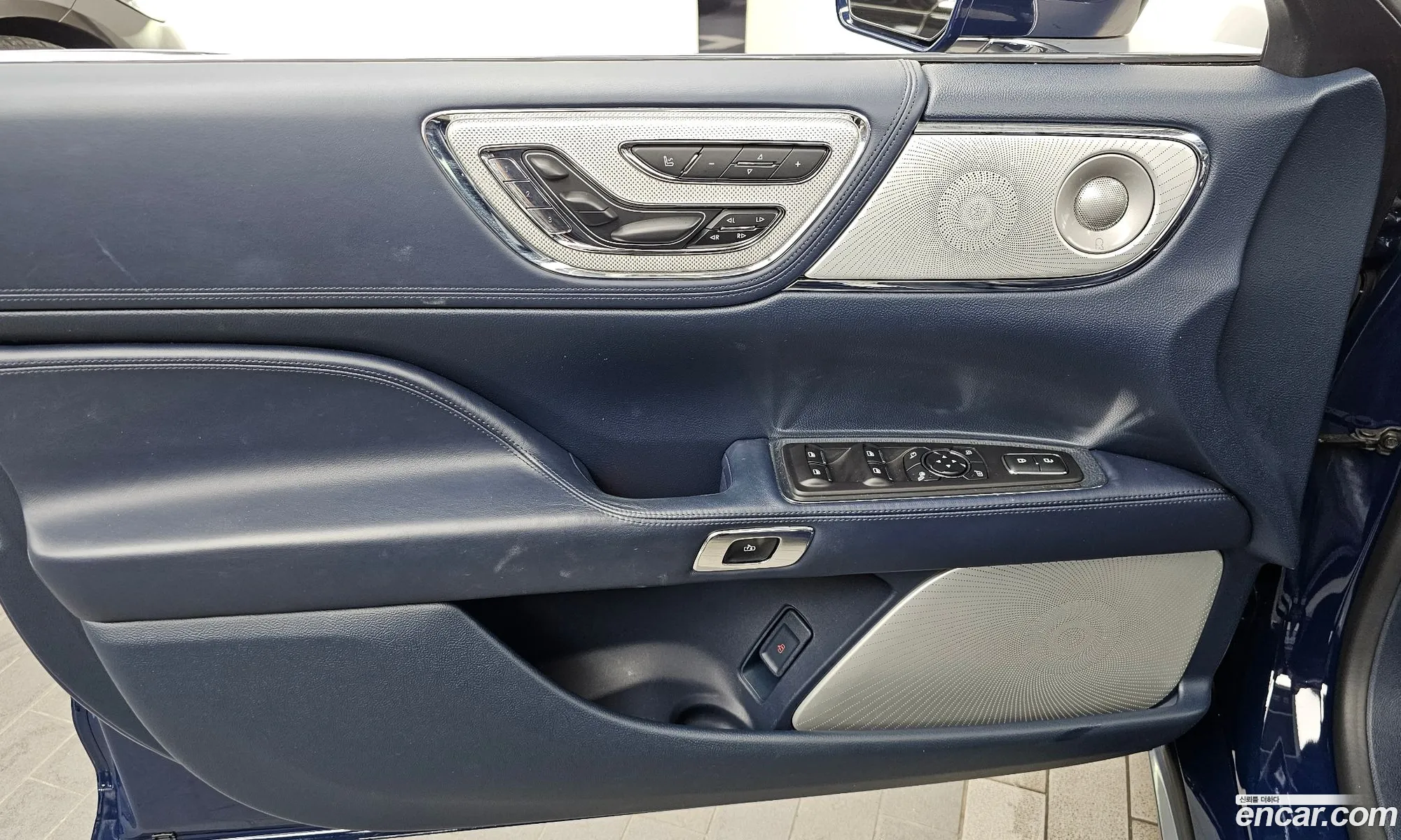 Lincoln Continental 10th Gen 2019 — 31