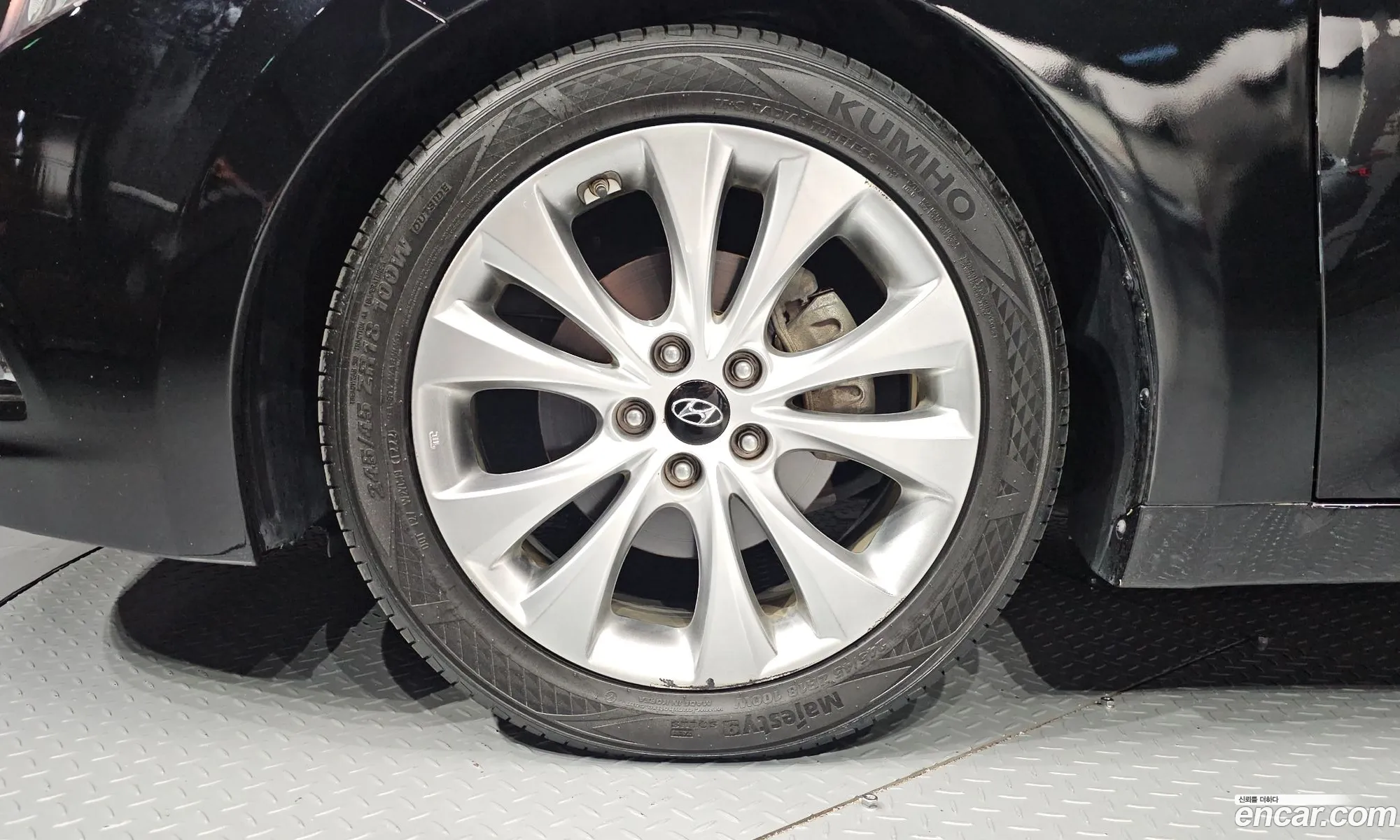 Hyundai Grandeur HG 2012 — 28