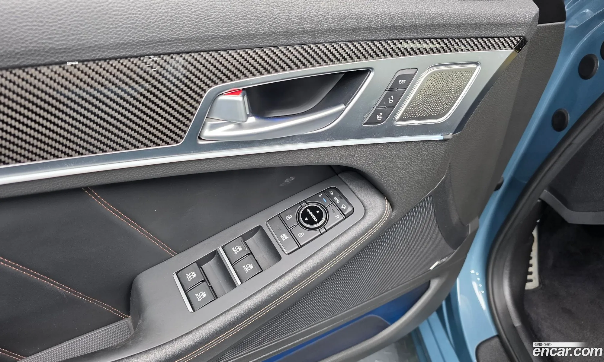 Genesis G80 2018 — 19