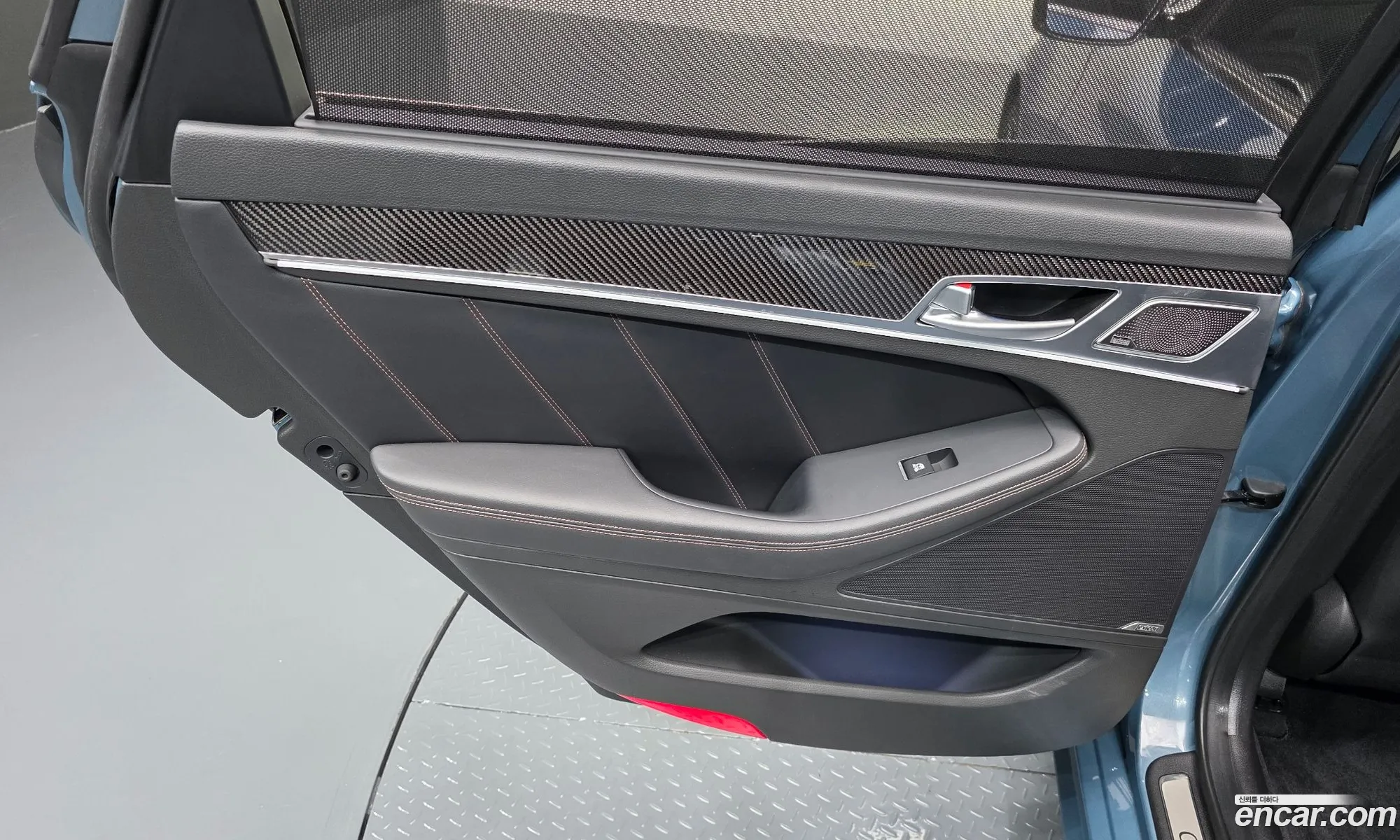 Genesis G80 2018 — 33