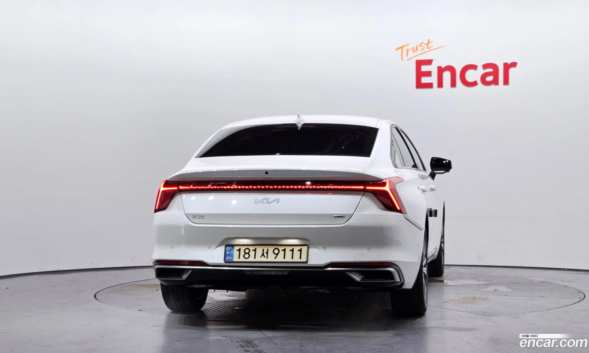 Kia K8 Hybrid 2022 — 26