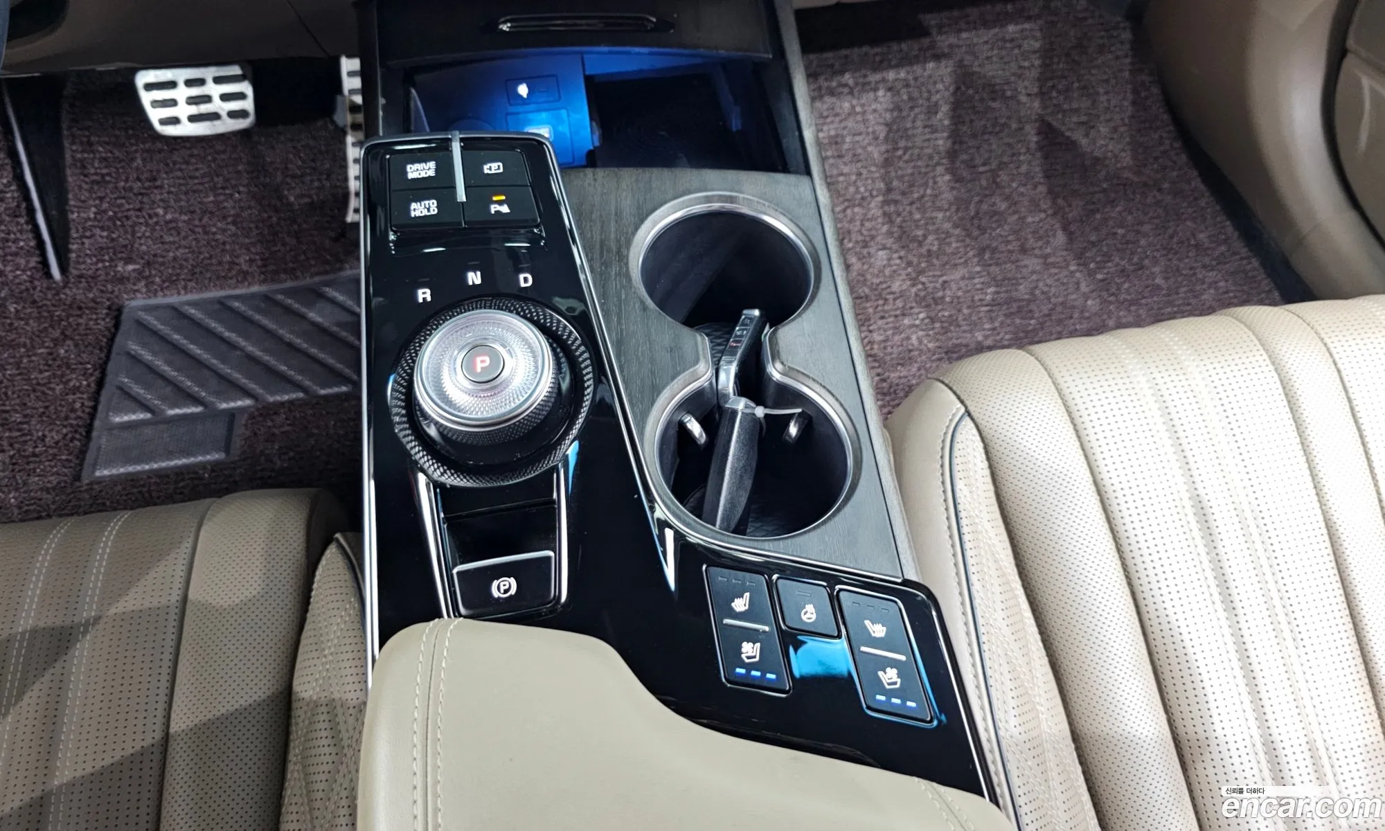 Kia K8 Hybrid 2022 — 29