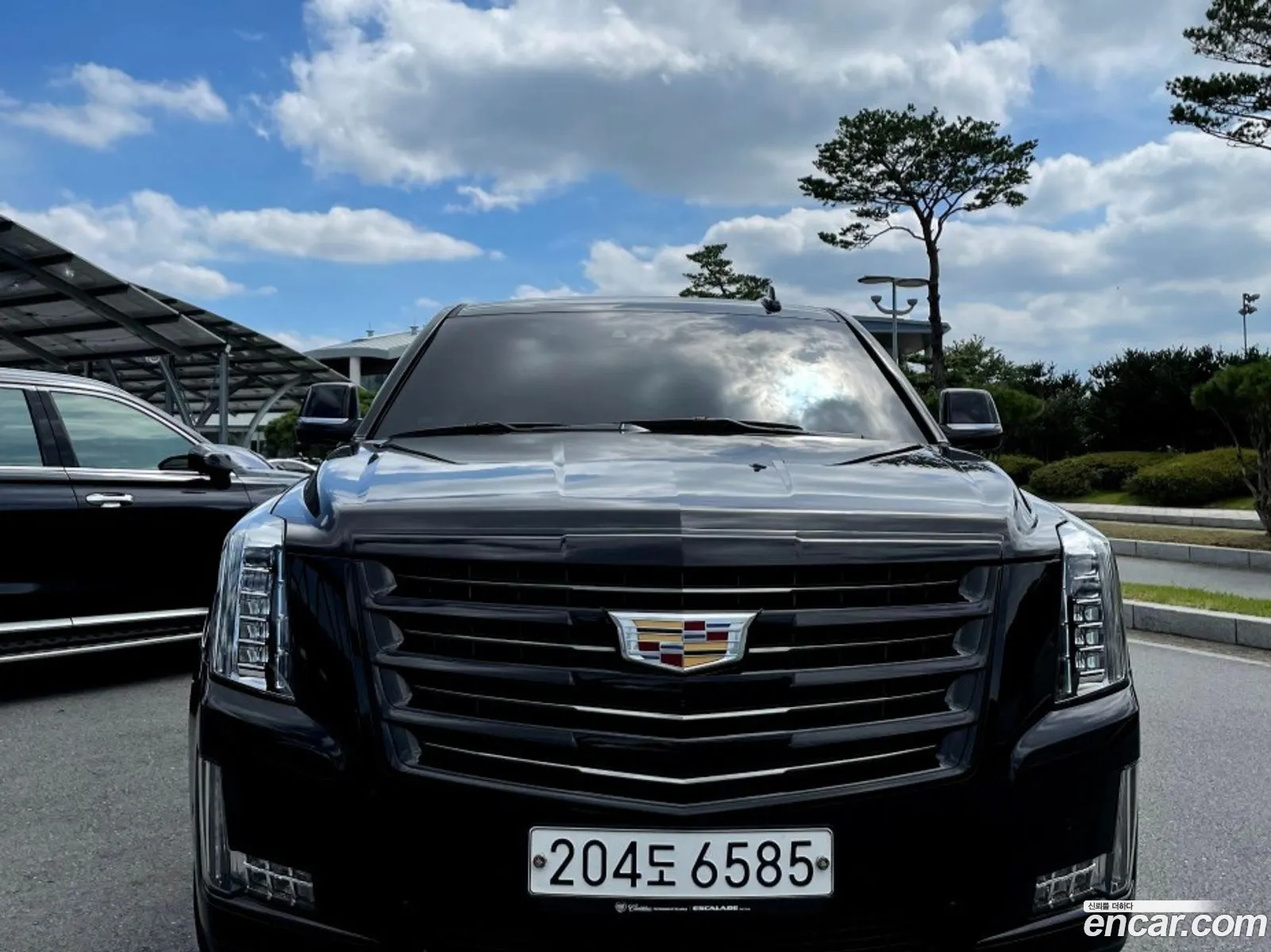 Cadillac Escalade 2019 — 17