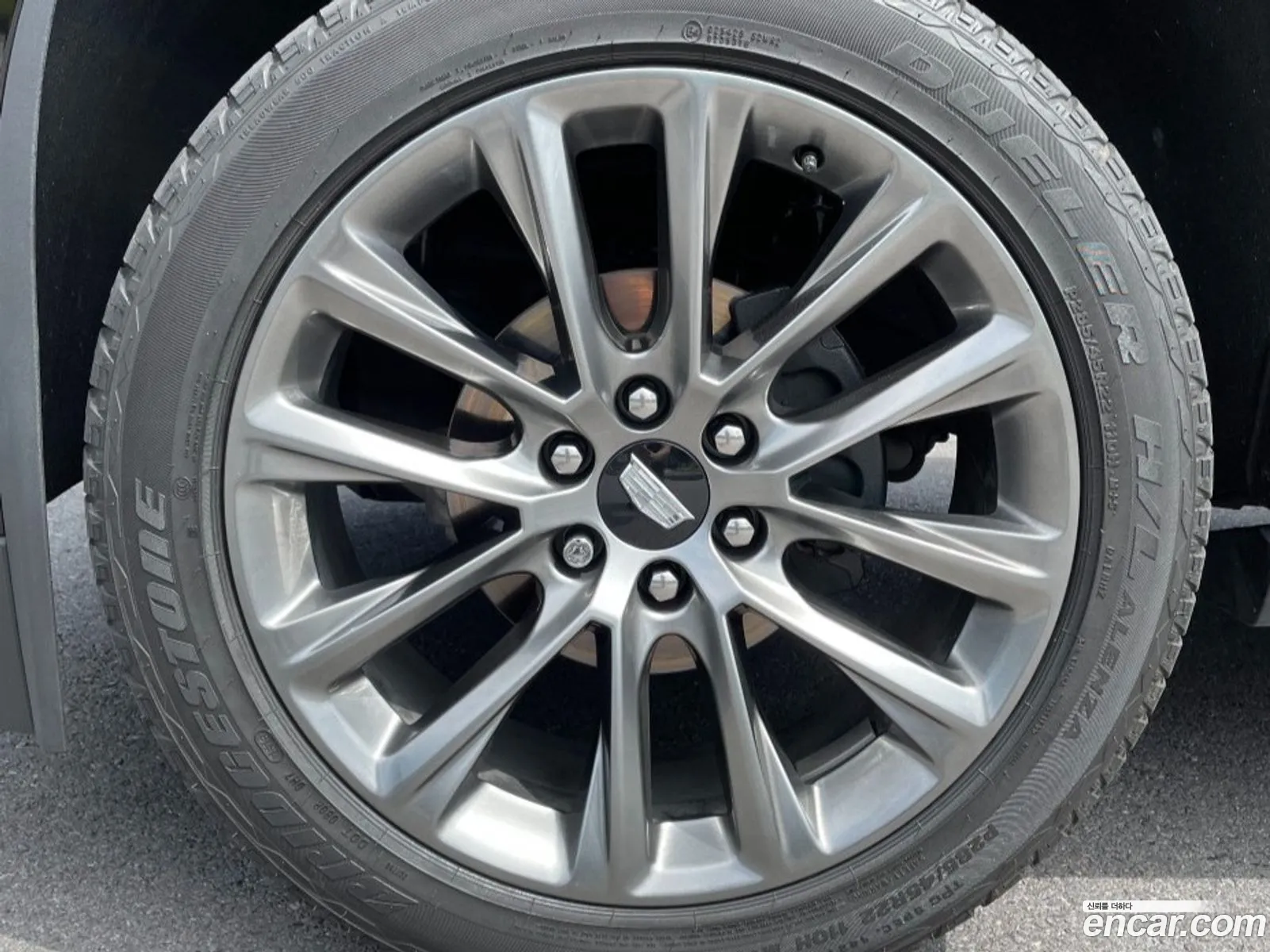 Cadillac Escalade 2019 — 11