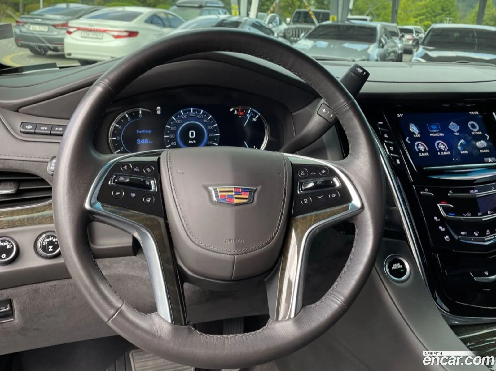 Cadillac Escalade 2019 — 15