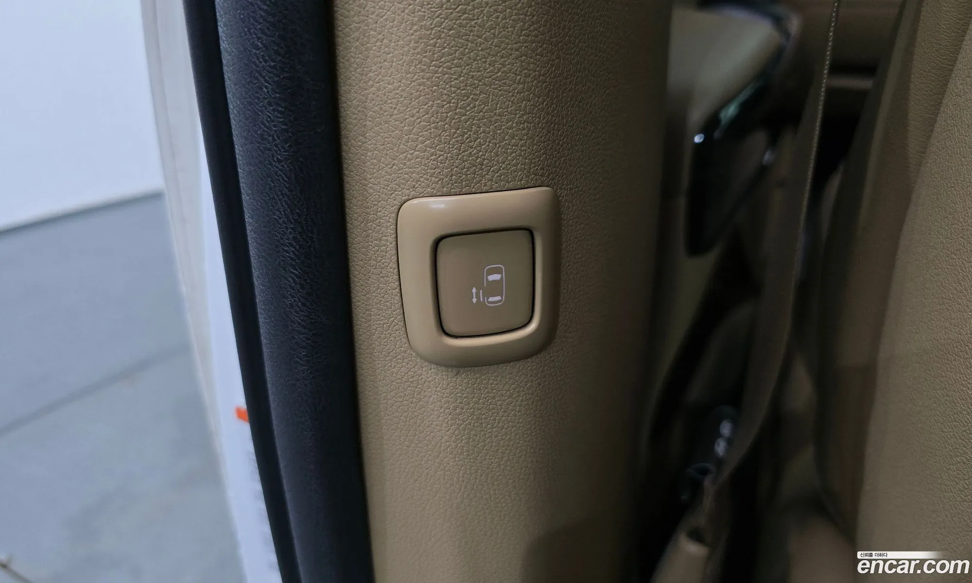 Kia Carnival 2017 — 10