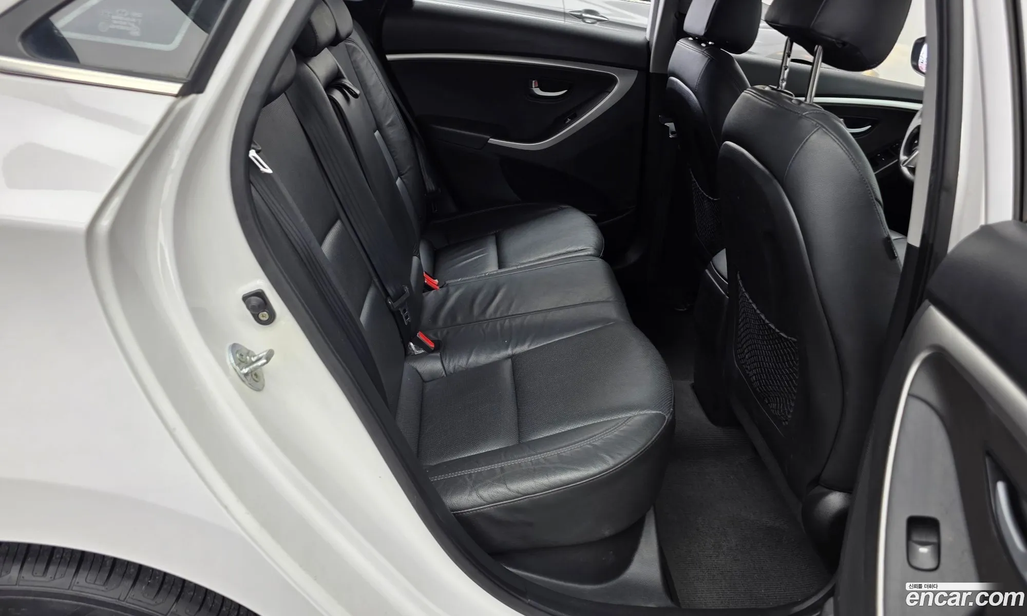 Hyundai i30 2014 — 28
