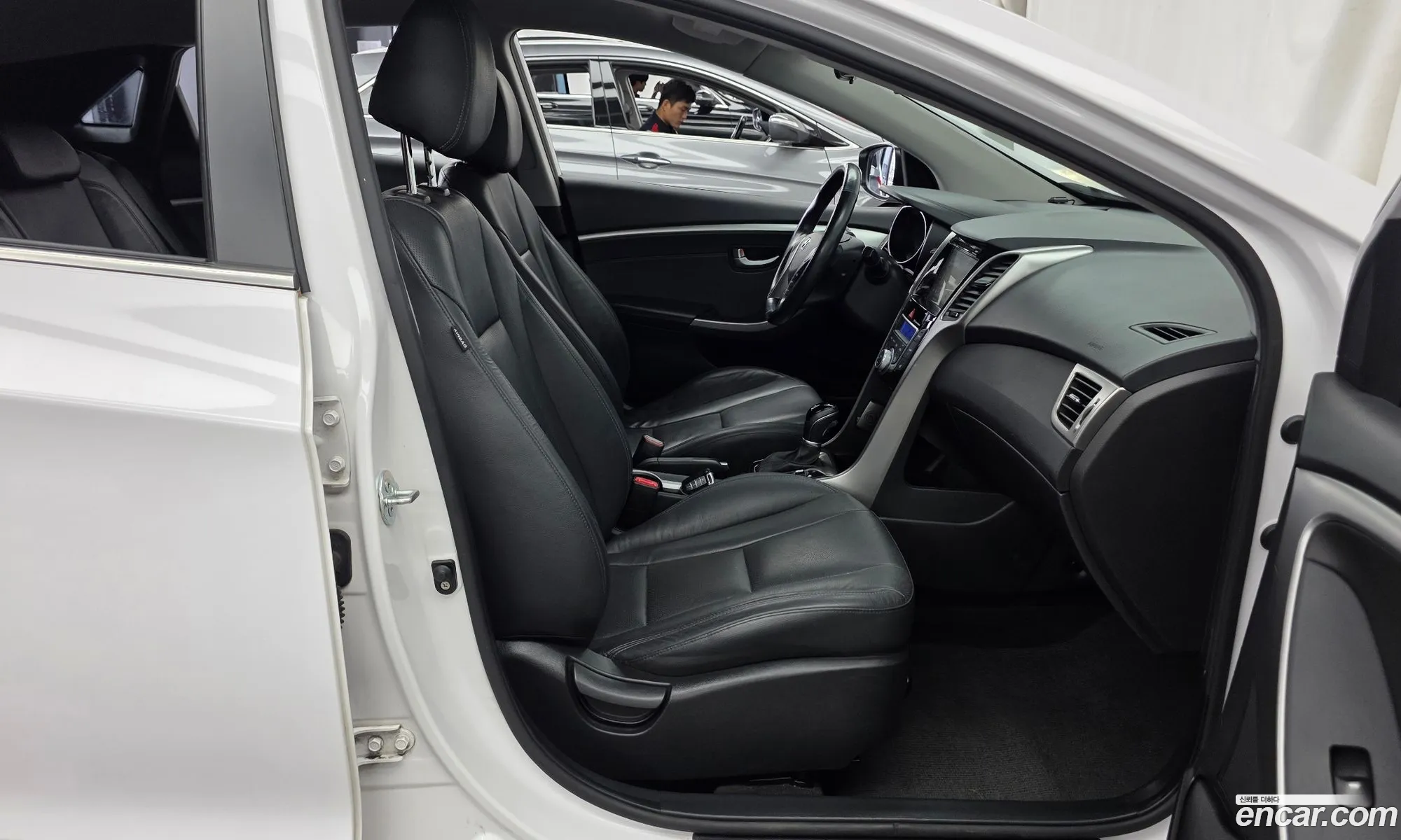 Hyundai i30 2014 — 25