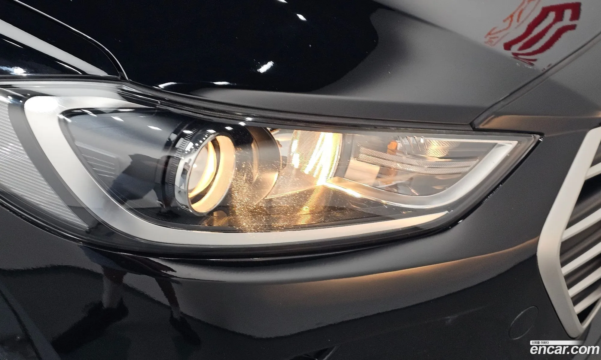 Hyundai Elantra AD 2017 — 9