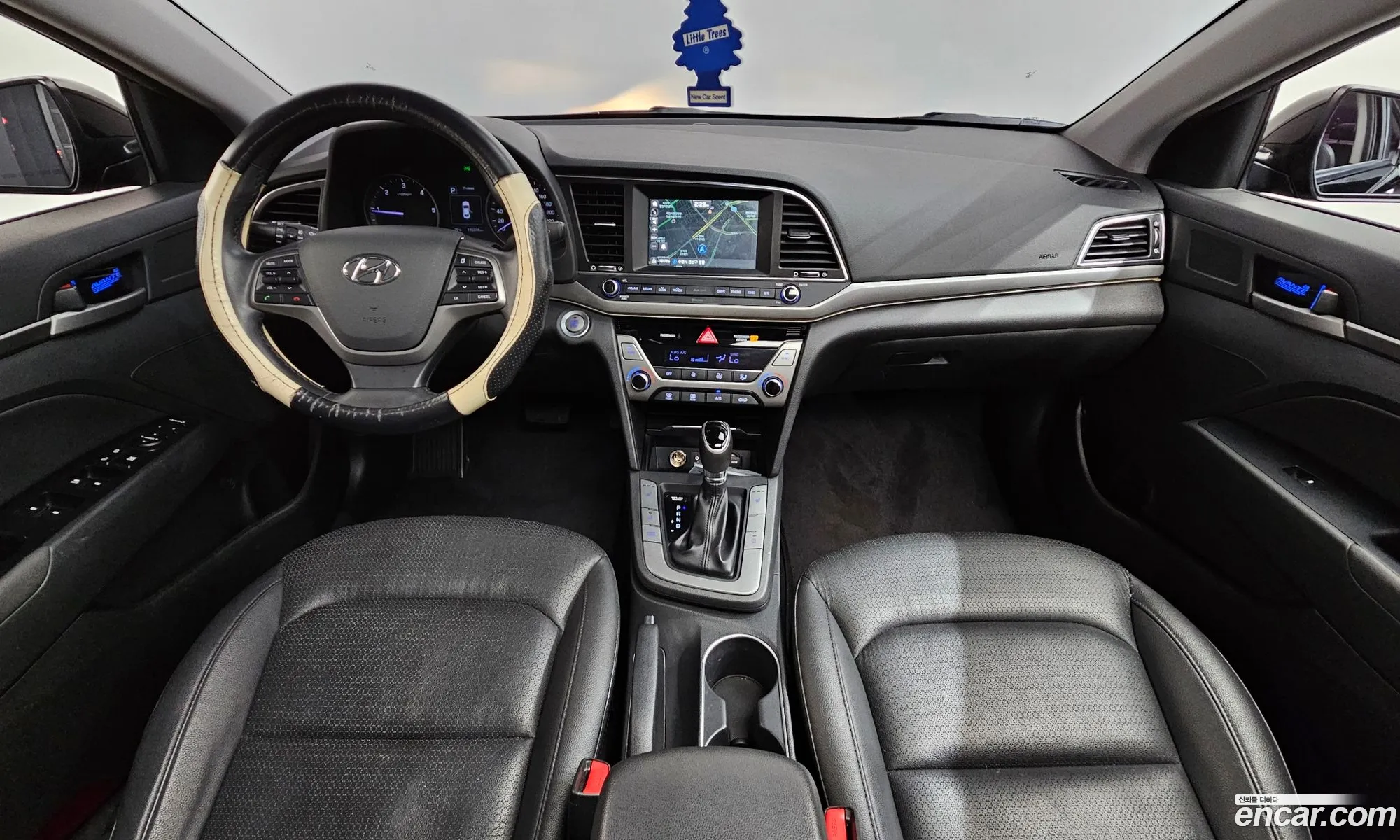Hyundai Elantra AD 2017 — 18