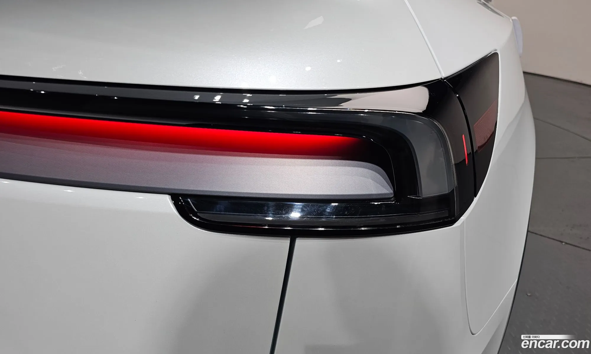 Tesla Model Y 2025 LRWYGCFJ4SC029709 — 16
