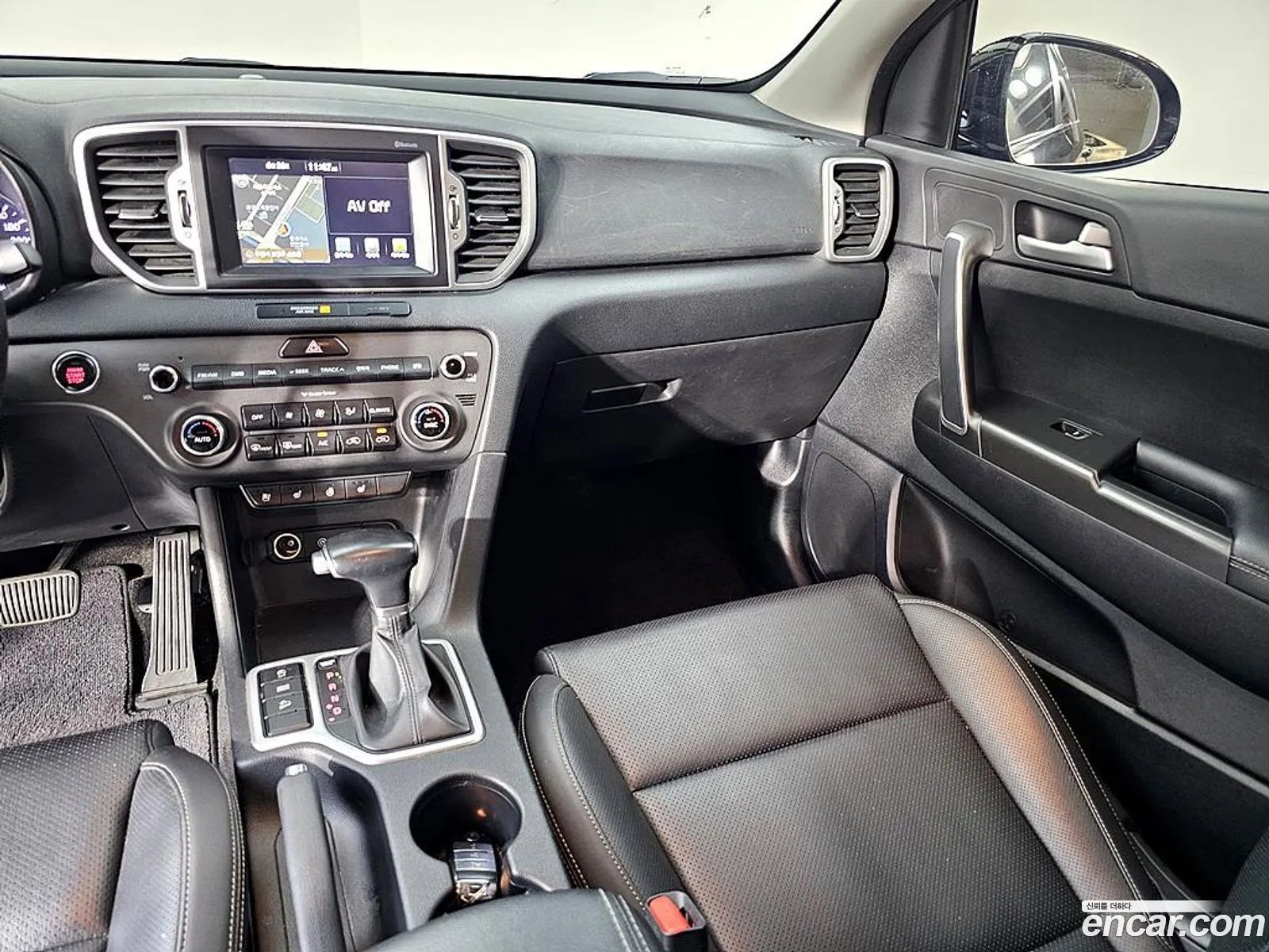 Kia Sportage 2016 — 17