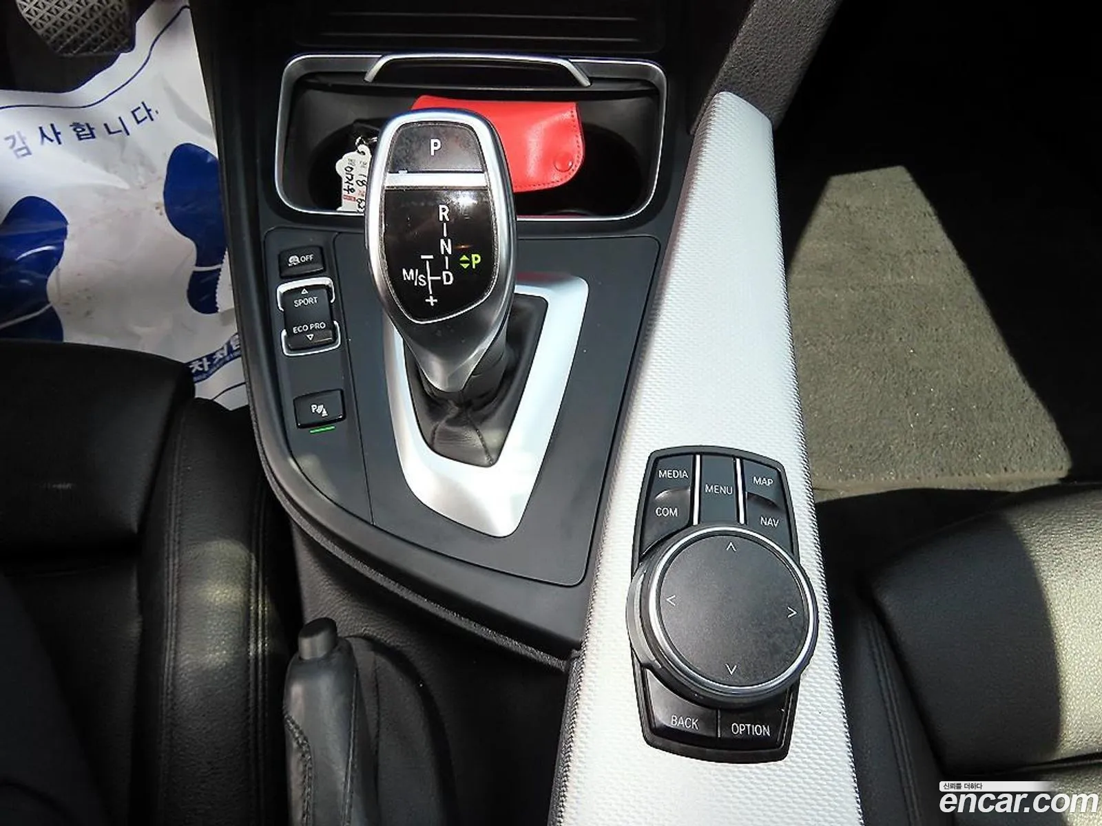 BMW 3 Series 2018 — 16