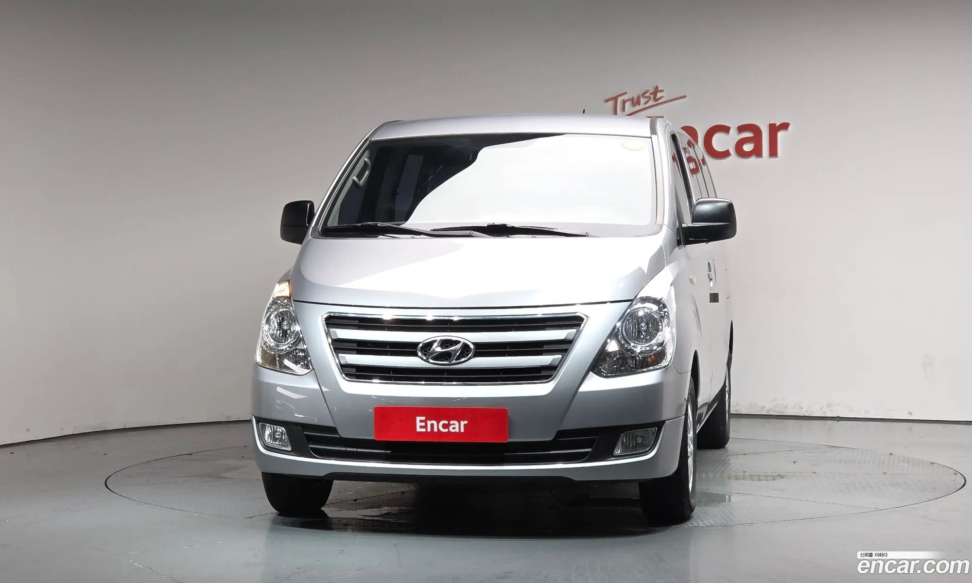 Hyundai Grand Starex 2017 — 9