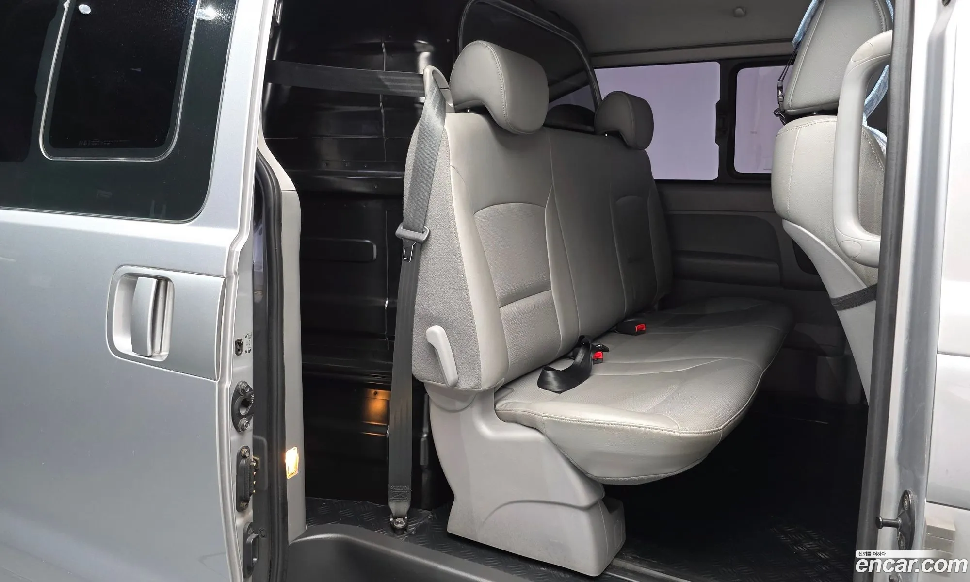 Hyundai Grand Starex 2017 — 7