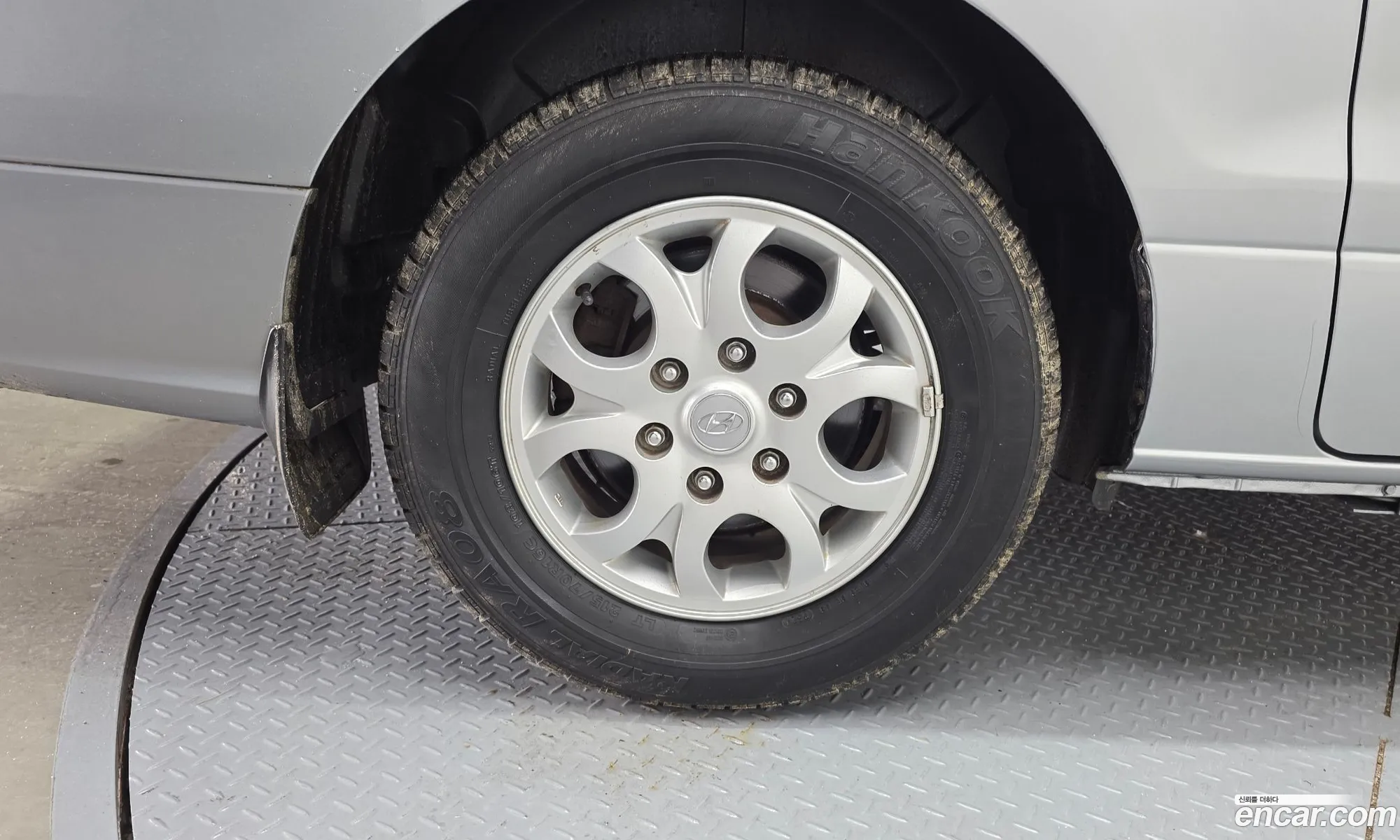 Hyundai Grand Starex 2012 — 18