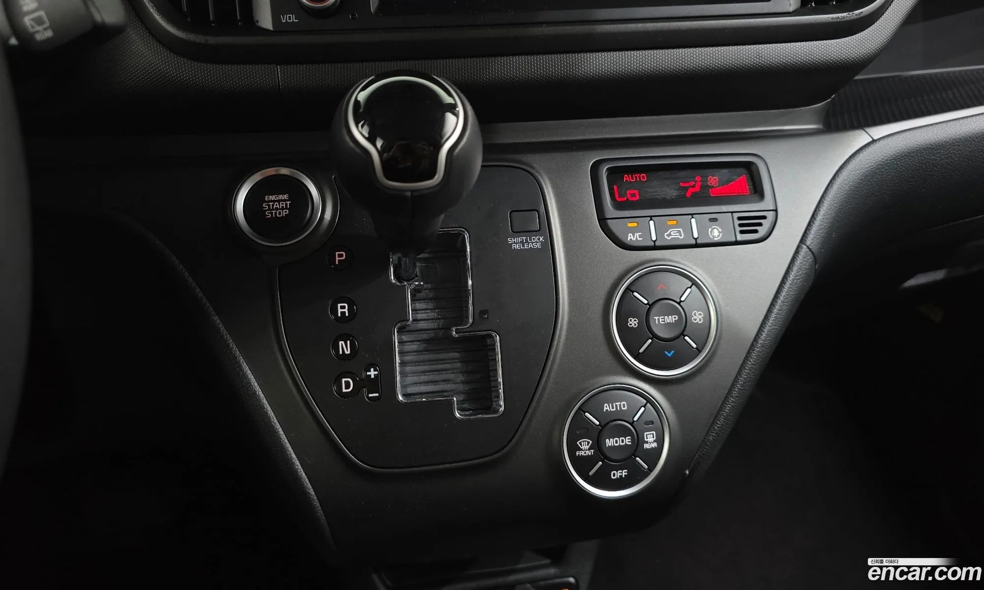 Kia Kia Ray 2024 — 28