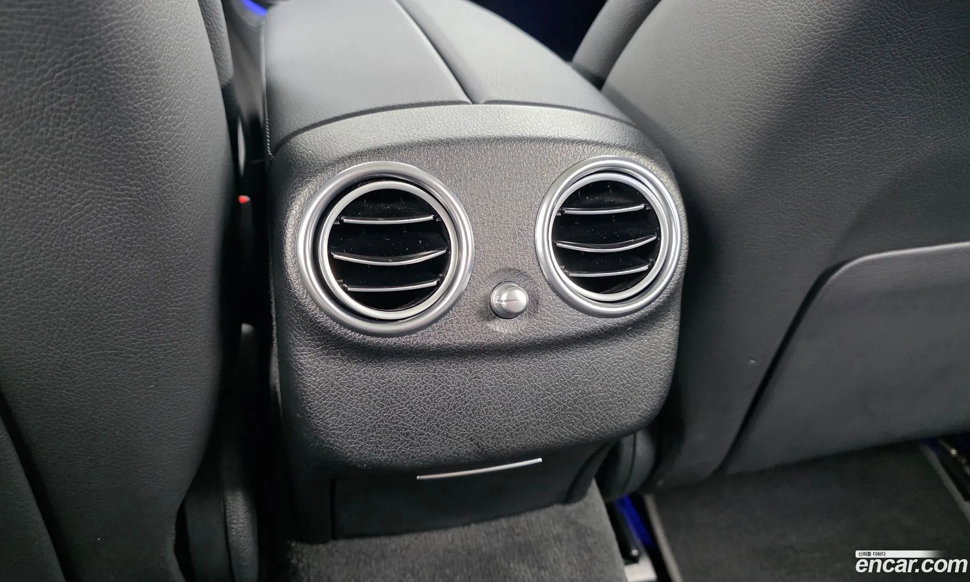Mercedes-Benz E-Class W213 2019 WDDZF4JB5KA612243 — 12