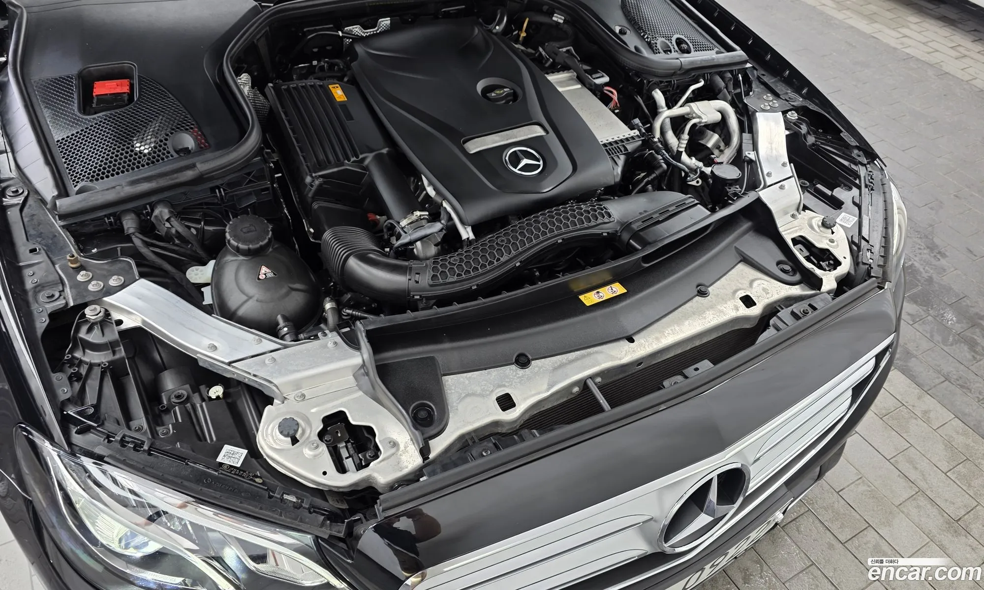 Mercedes-Benz E-Class W213 2019 WDDZF4JB5KA612243 — 23
