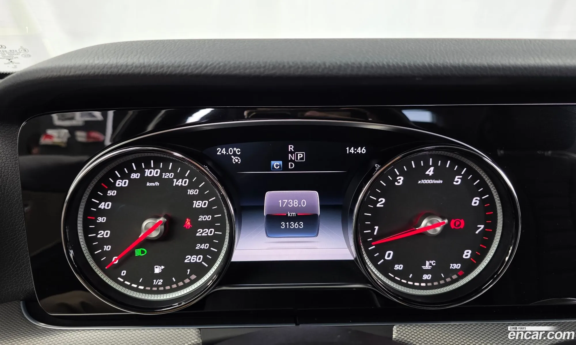 Mercedes-Benz E-Class W213 2019 WDDZF4JB5KA612243 — 24