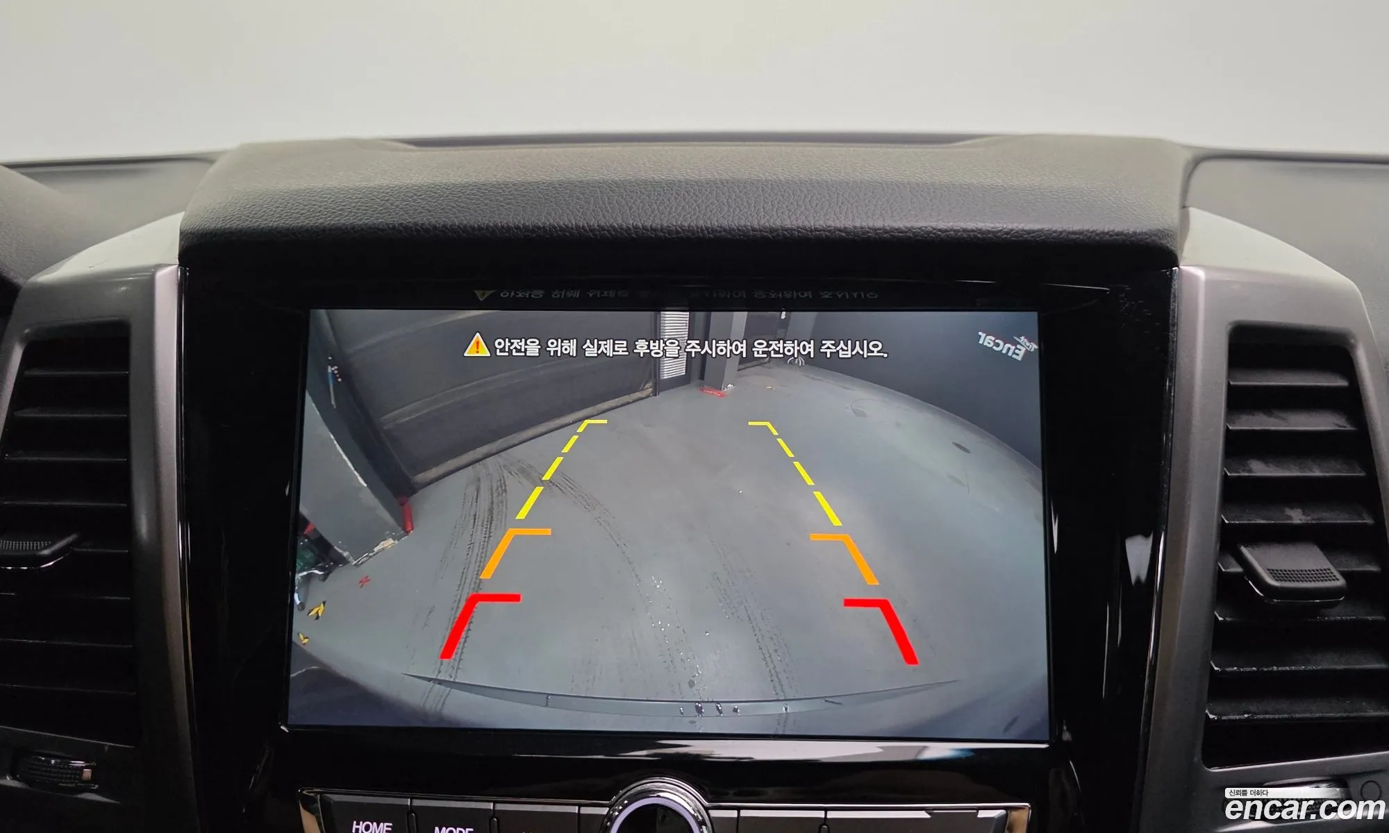 KG Mobility (SsangYong) Rexton Sports Khan 2019 — 18