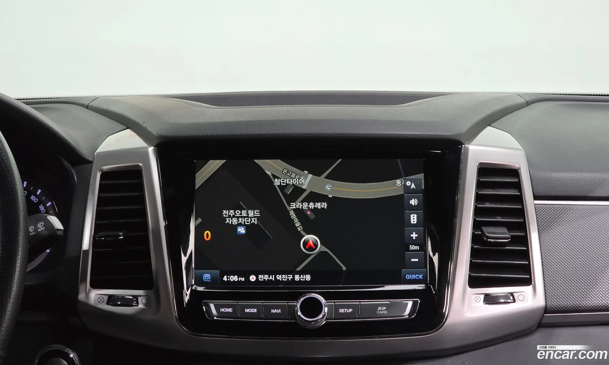 KG Mobility (SsangYong) Rexton Sports Khan 2019 — 30