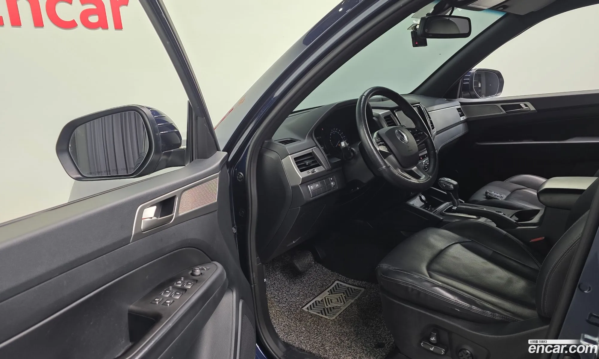 KG Mobility (SsangYong) Rexton Sports Khan 2019 — 12
