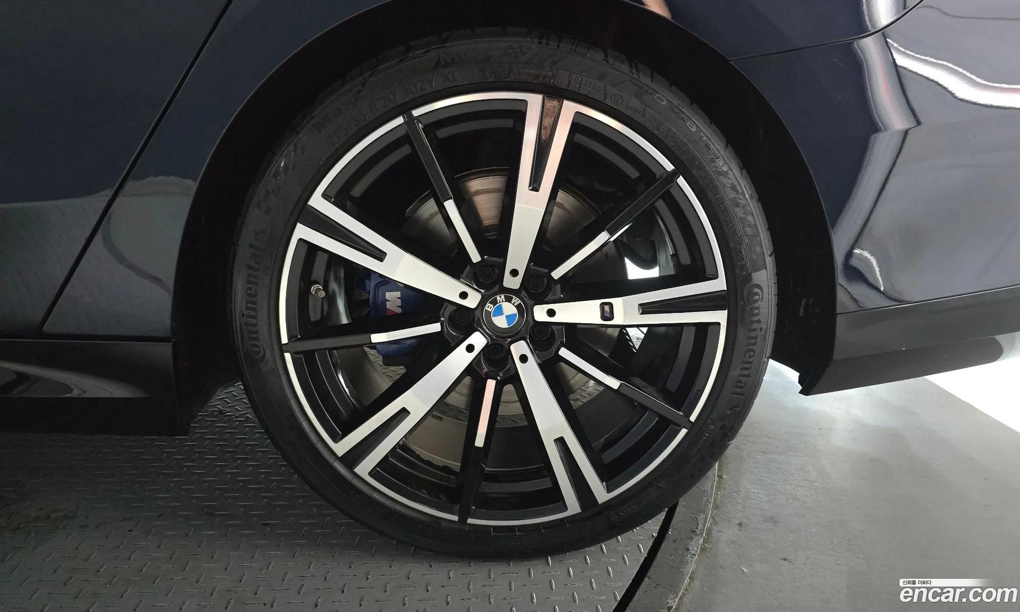 BMW 5 Series 2024 WBA51FJ04RCP84812 — 20
