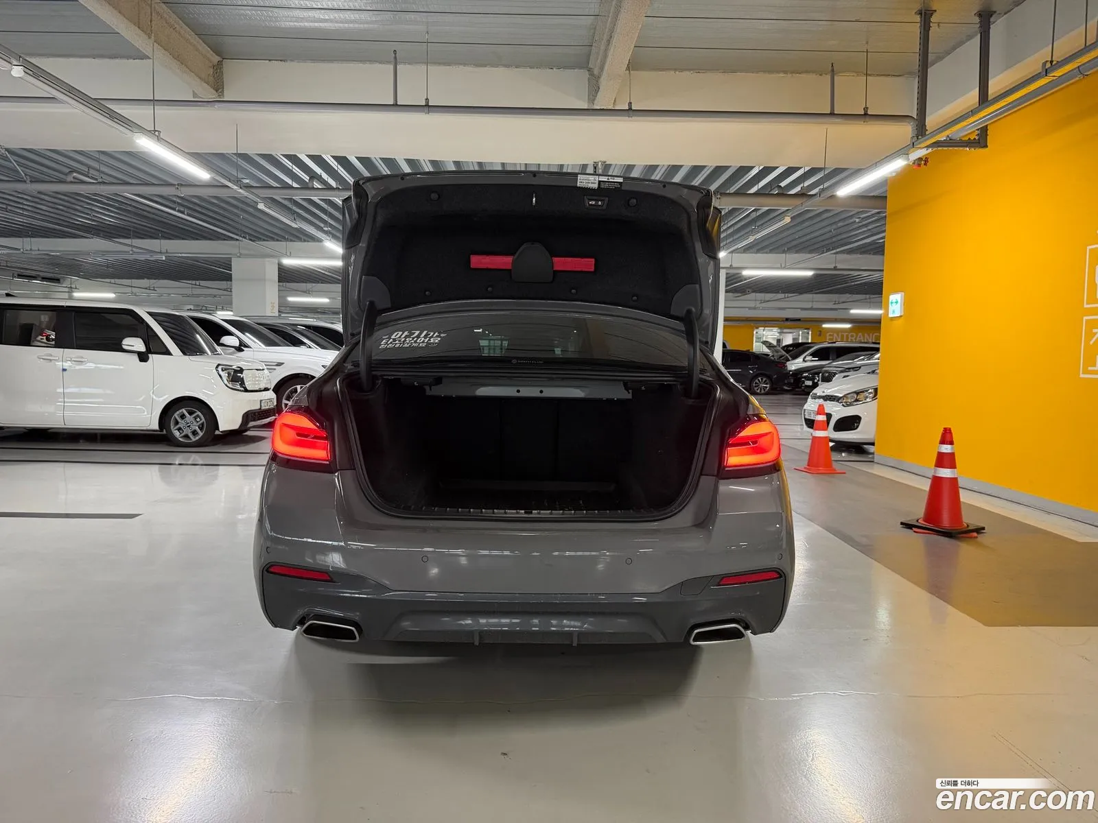 BMW 5 Series 2022 — 12