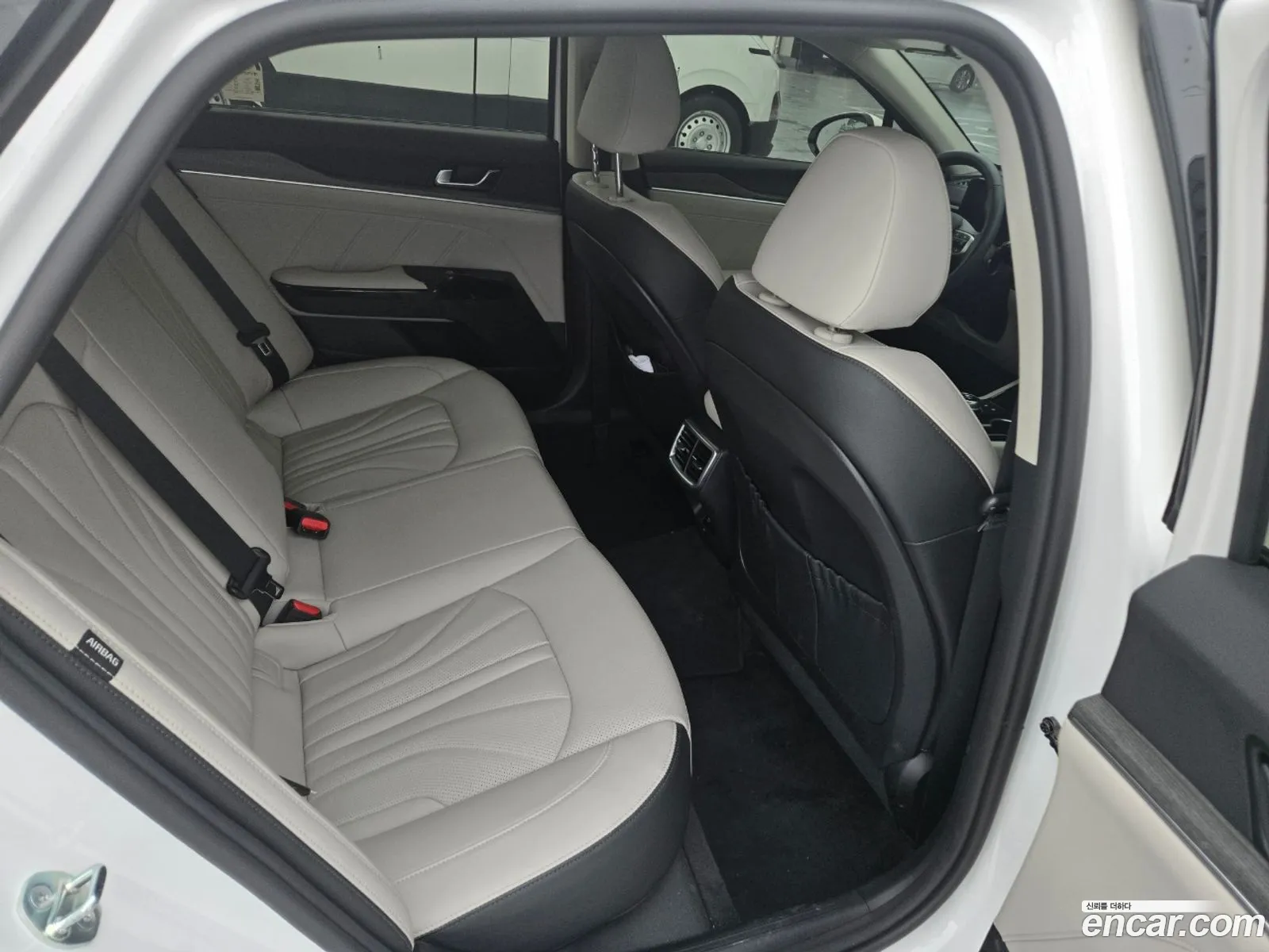 Kia K5 2024 — 8