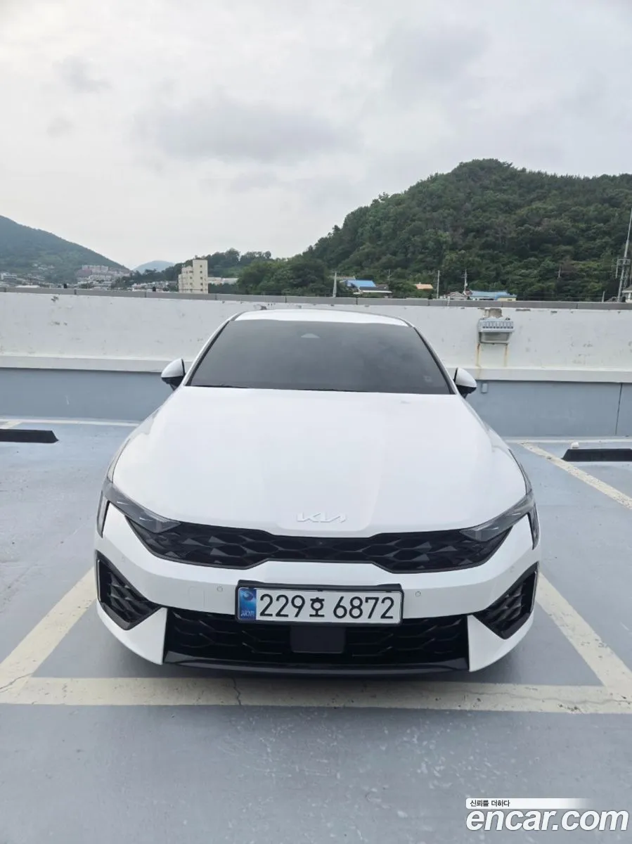 Kia K5 2024 — 10