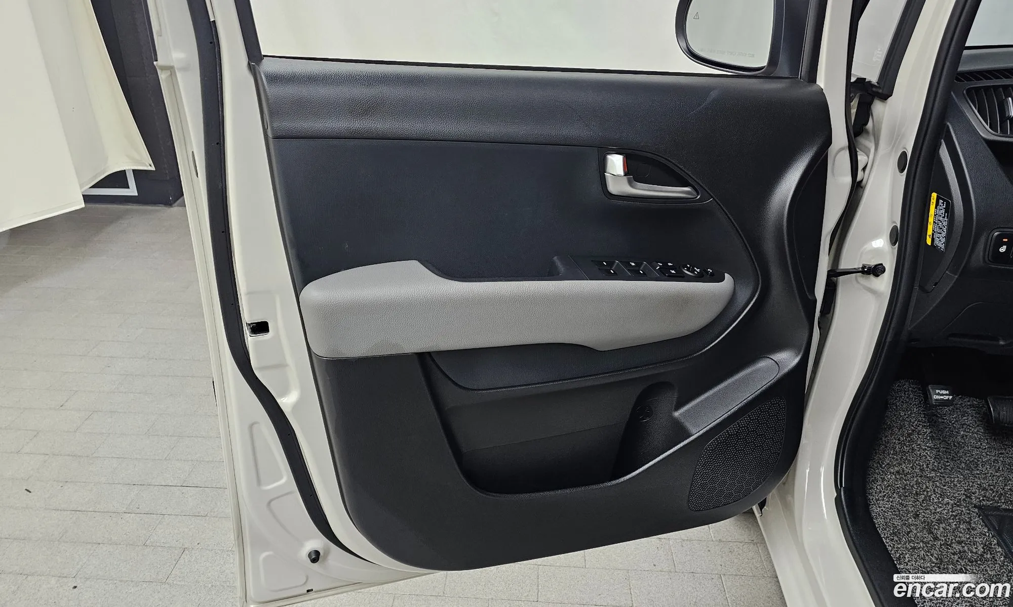 Kia Kia Ray 2023 — 25