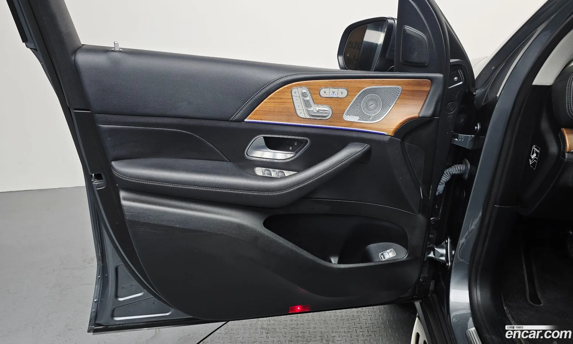 Mercedes-Benz GLE-Class W167 2021 — 16