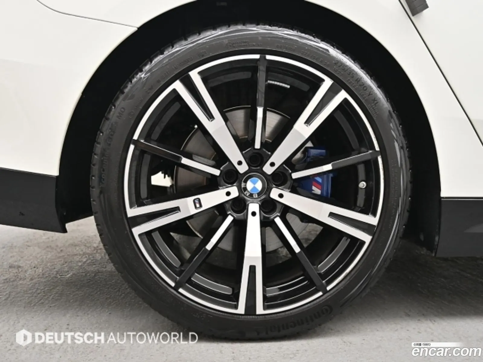 BMW 5 Series 2025 — 5