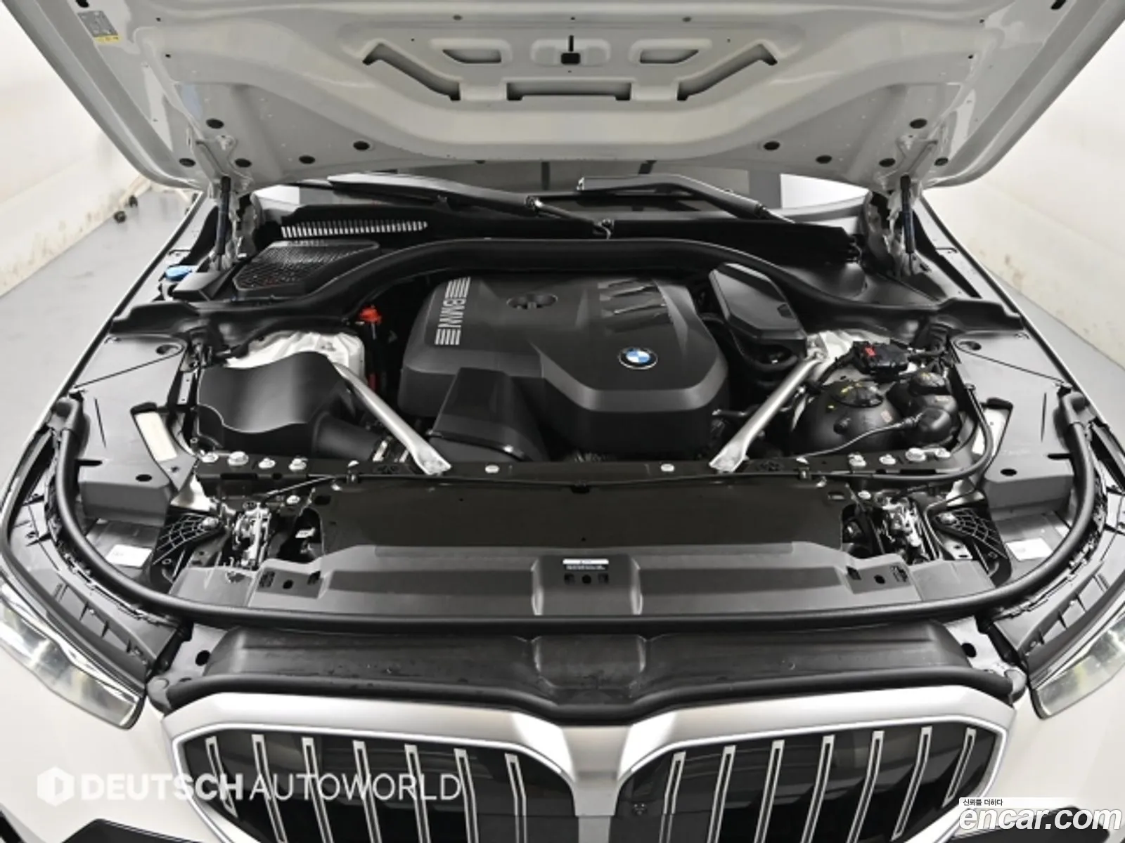 BMW 5 Series 2025 — 9