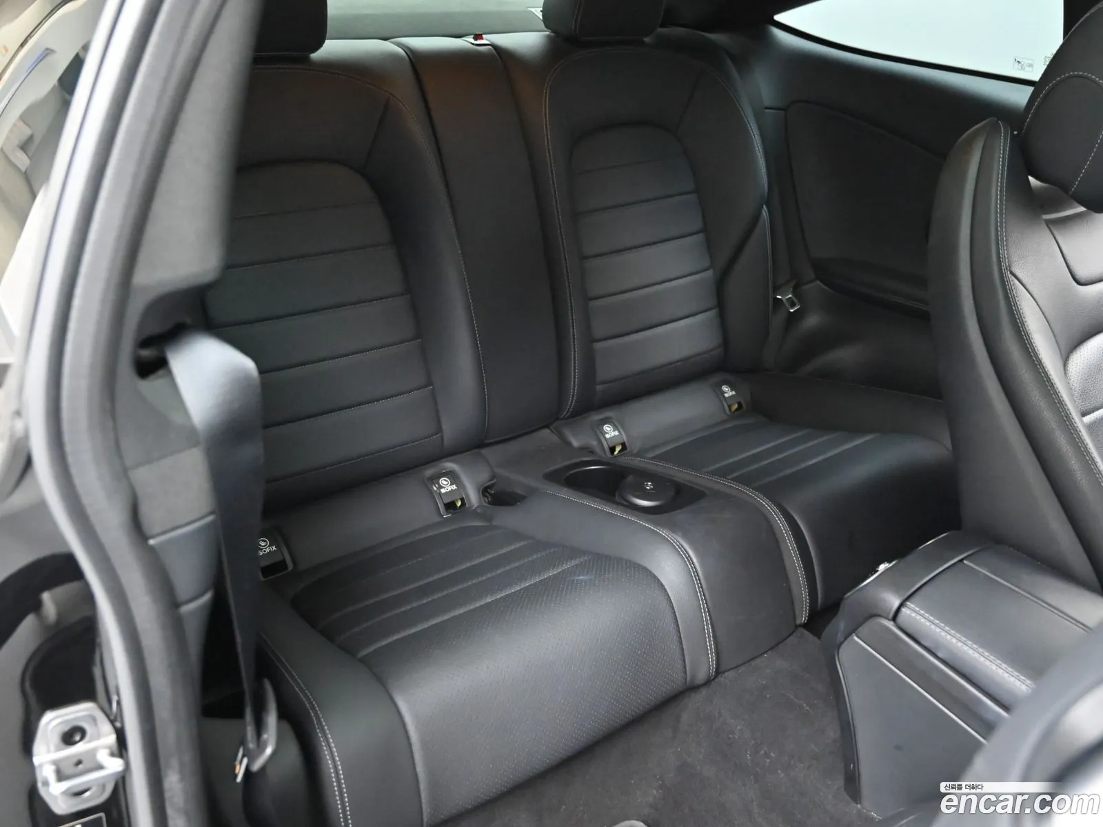 Mercedes-Benz C-Class W205 2020 — 18