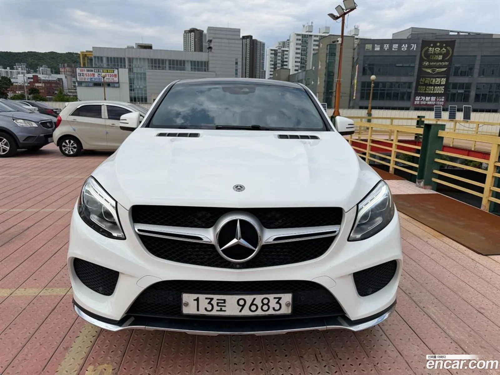 Mercedes-Benz GLE-Class W166 2018 — 17