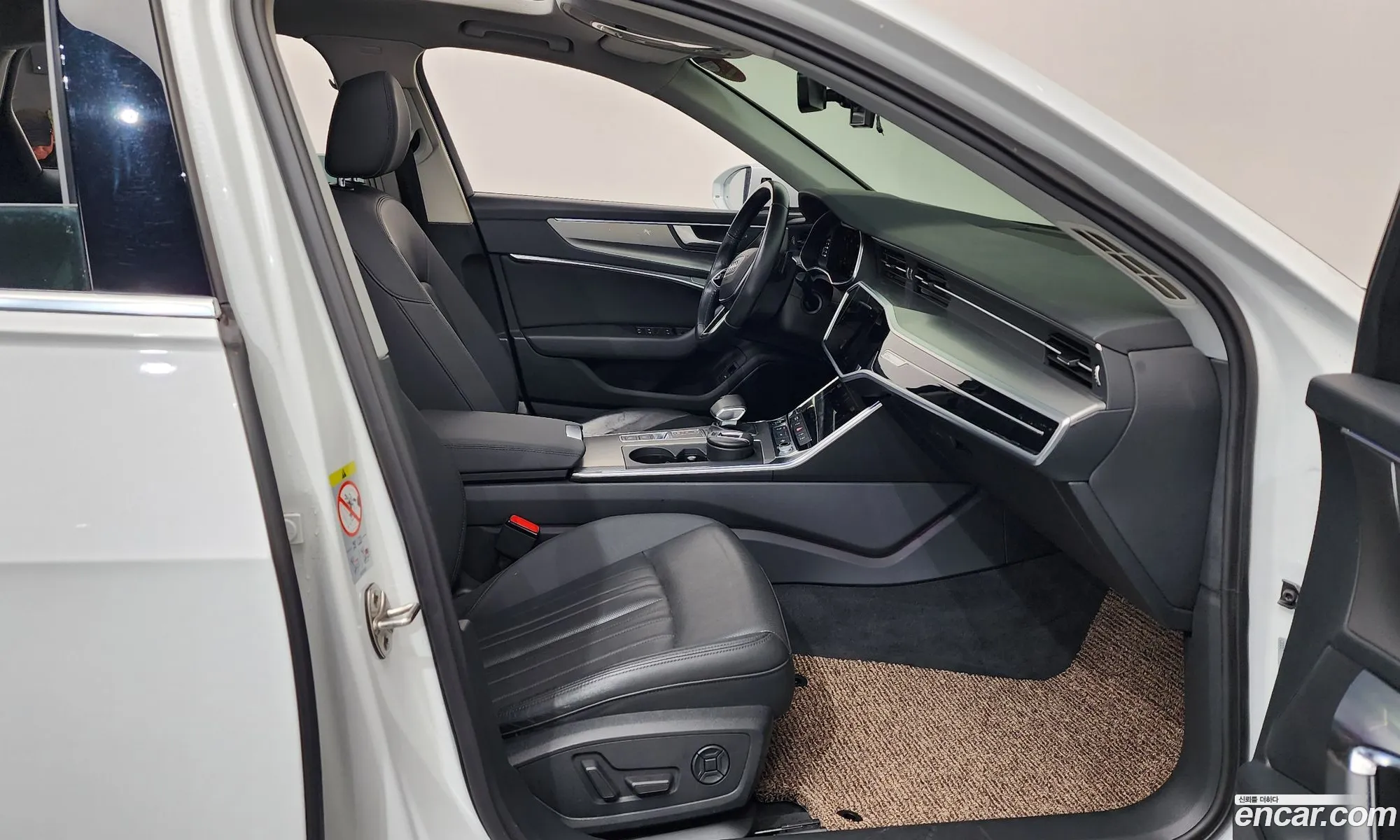 Audi A6 2021 WAUZZZF24MN008439 — 6