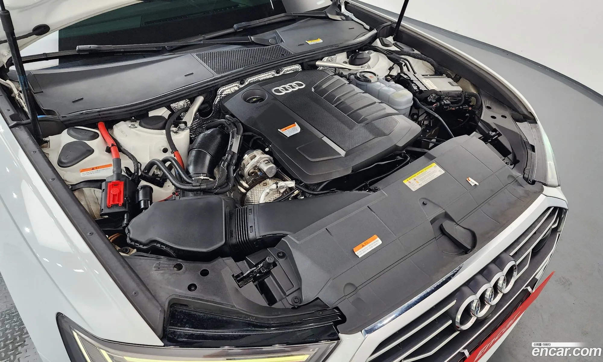 Audi A6 2021 WAUZZZF24MN008439 — 12