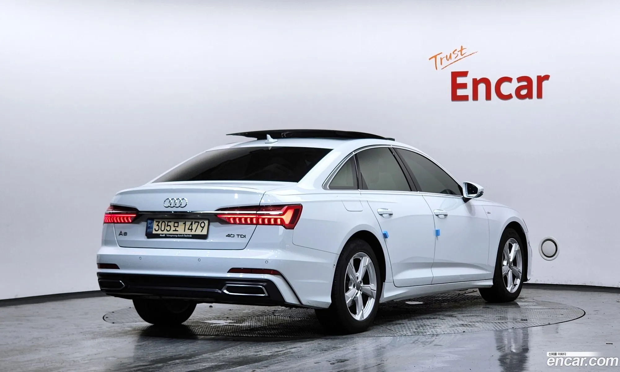 Audi A6 2021 WAUZZZF24MN008439 — 24