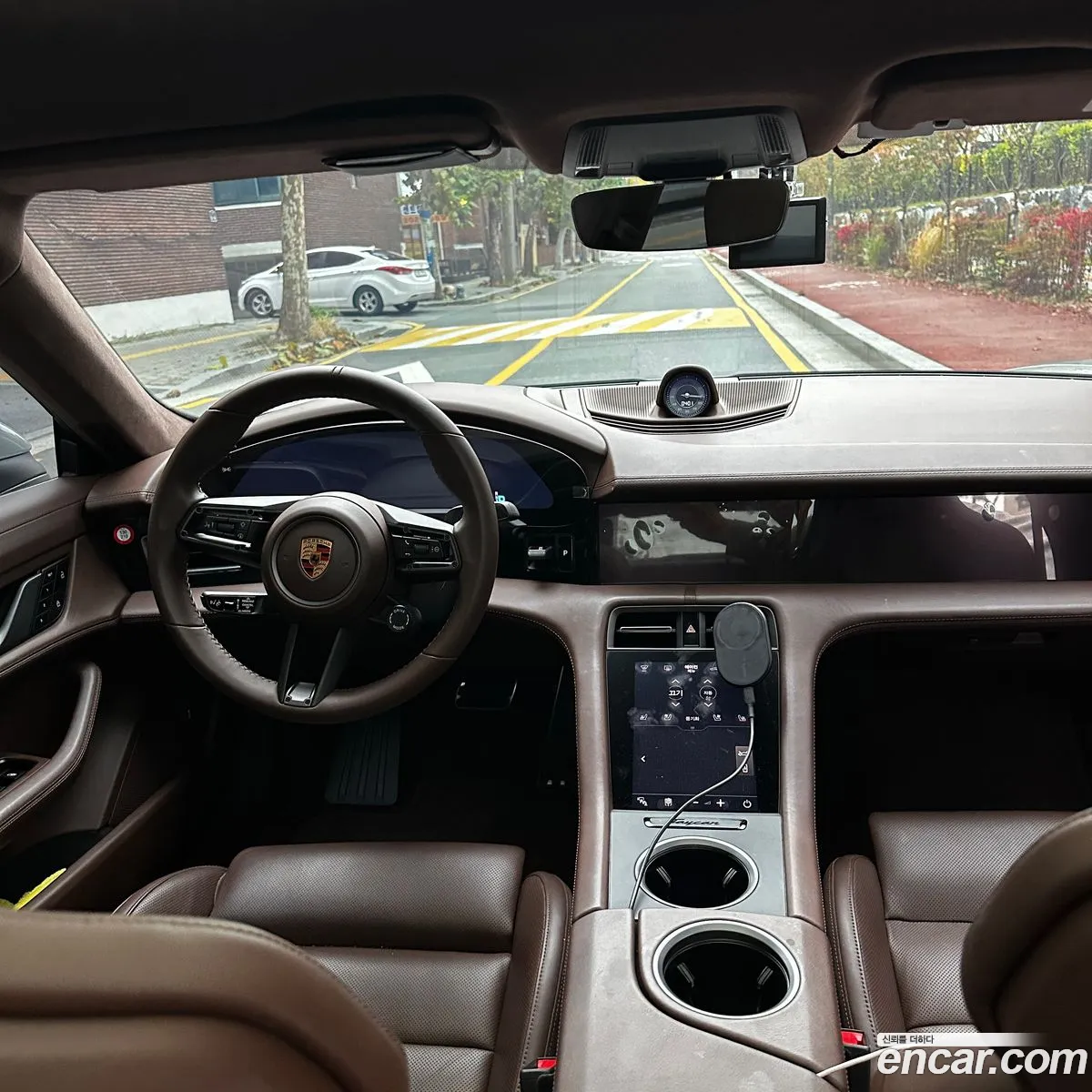 Porsche Taycan 2023 — 5